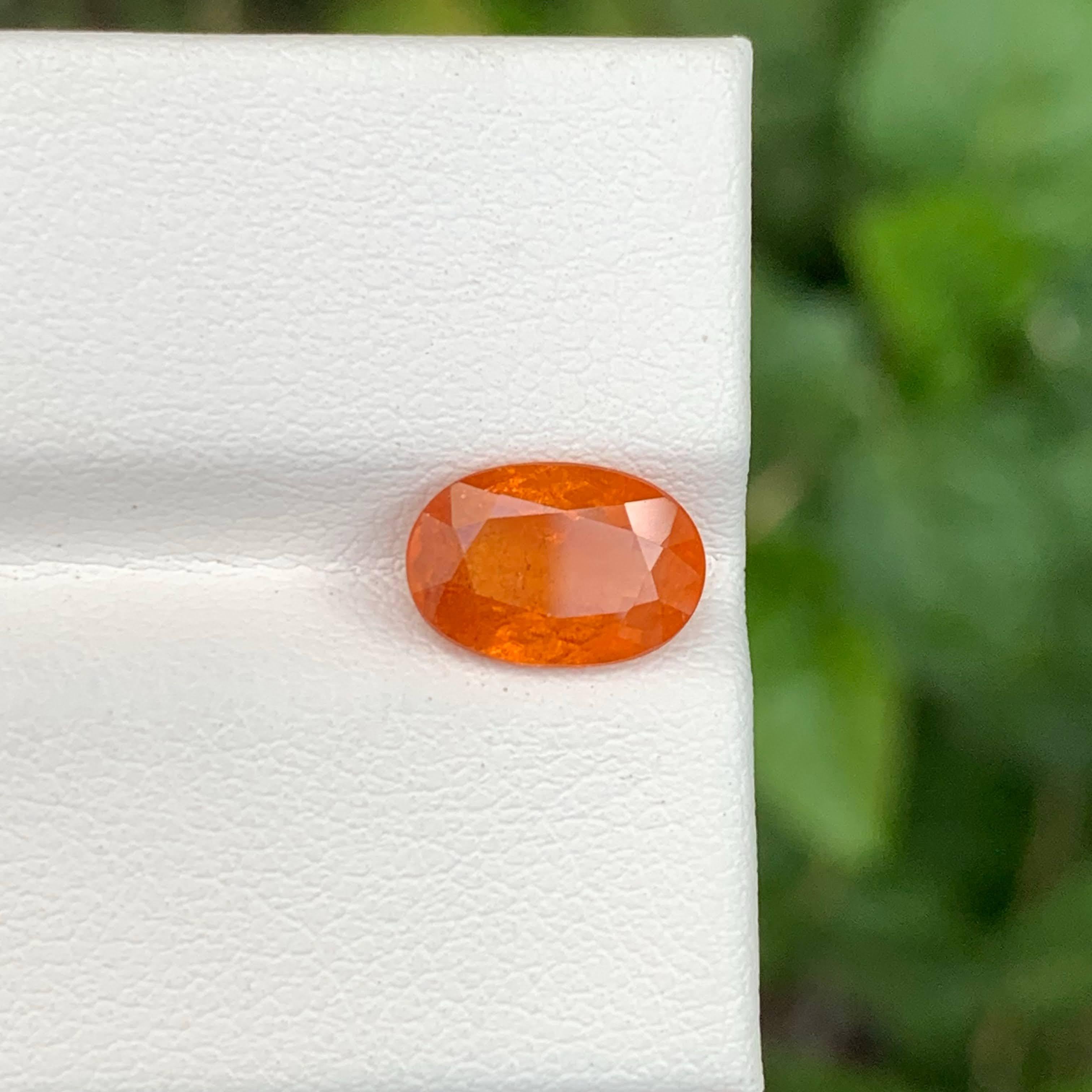 2.40 Carat Loose Fanta Garnet Stone Oval Cut Natural African Gemstone In New Condition For Sale In Bangkok, TH