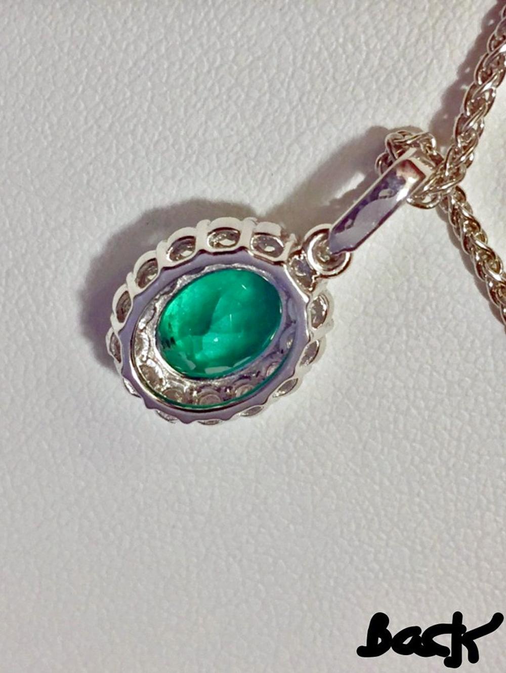 2.40 Carat Natural Colombian Emerald Diamond Pendant Necklace 14 Karat 2