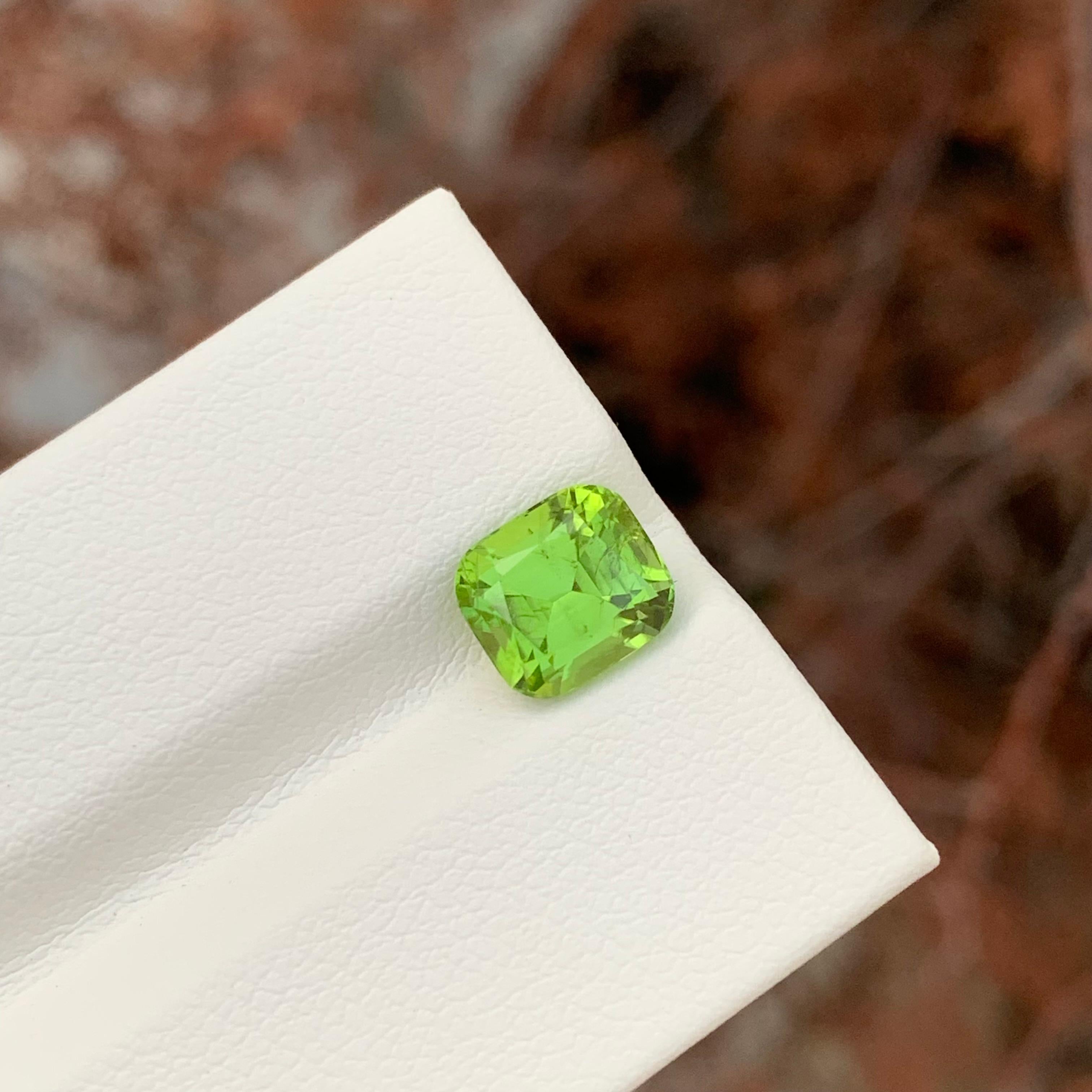 2.40 Carat Natural Loose Apple Green Colour Peridot Cushion Shape Gemstone For Sale 5