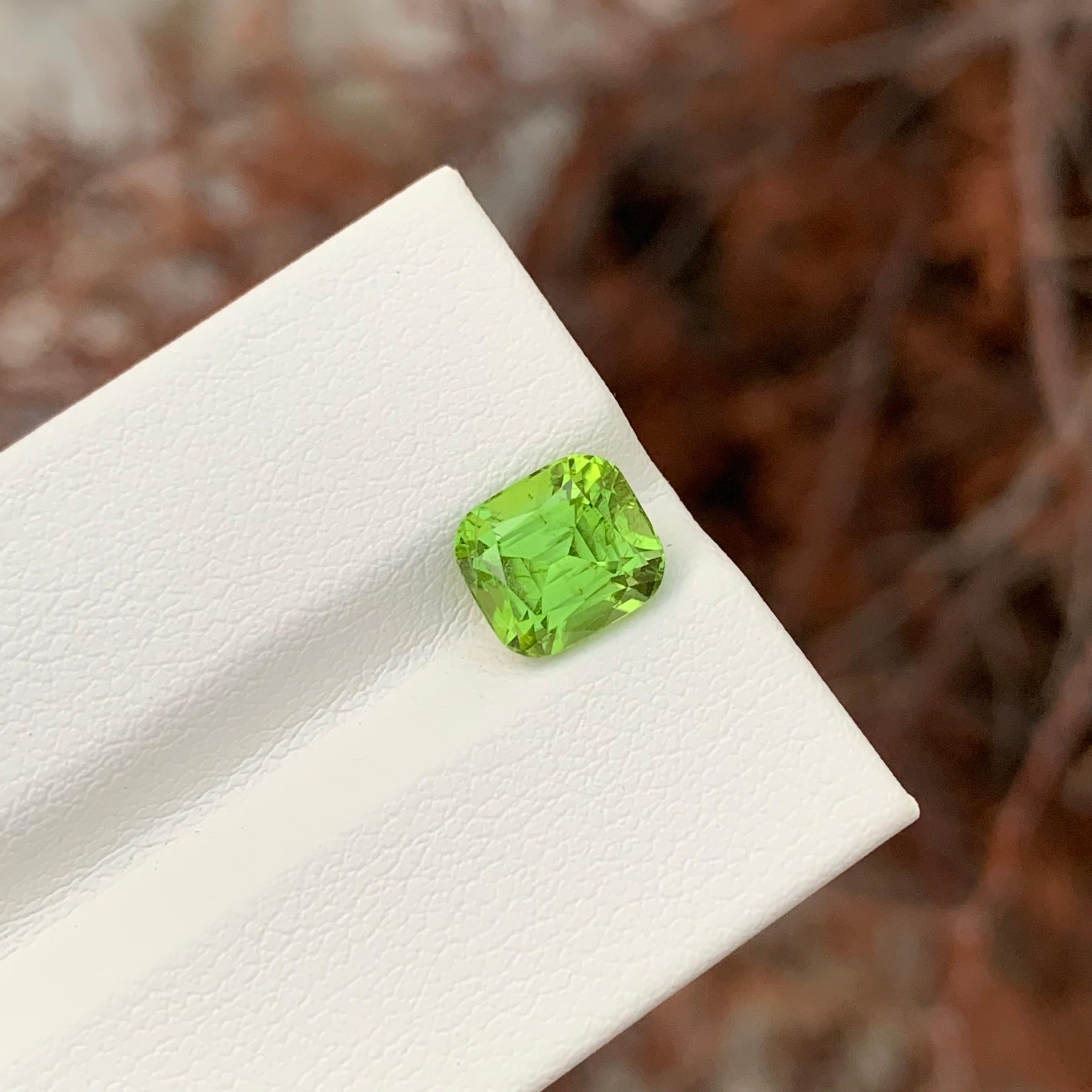 2.40 Carat Natural Loose Apple Green Colour Peridot Cushion Shape Gemstone For Sale 1