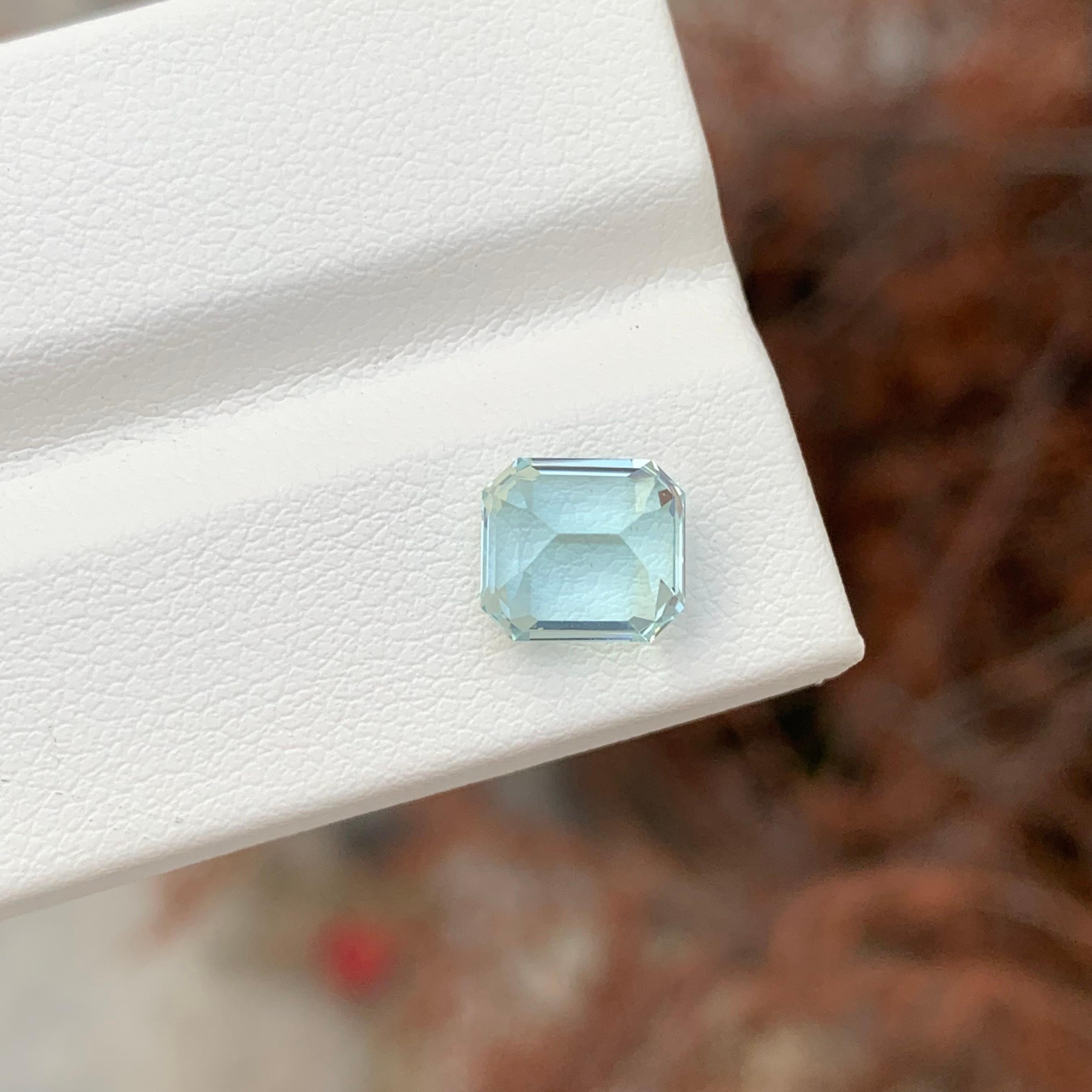 2.40 Karat natürlicher loser Aquamarin Smaragd Form Edelstein im Angebot 5