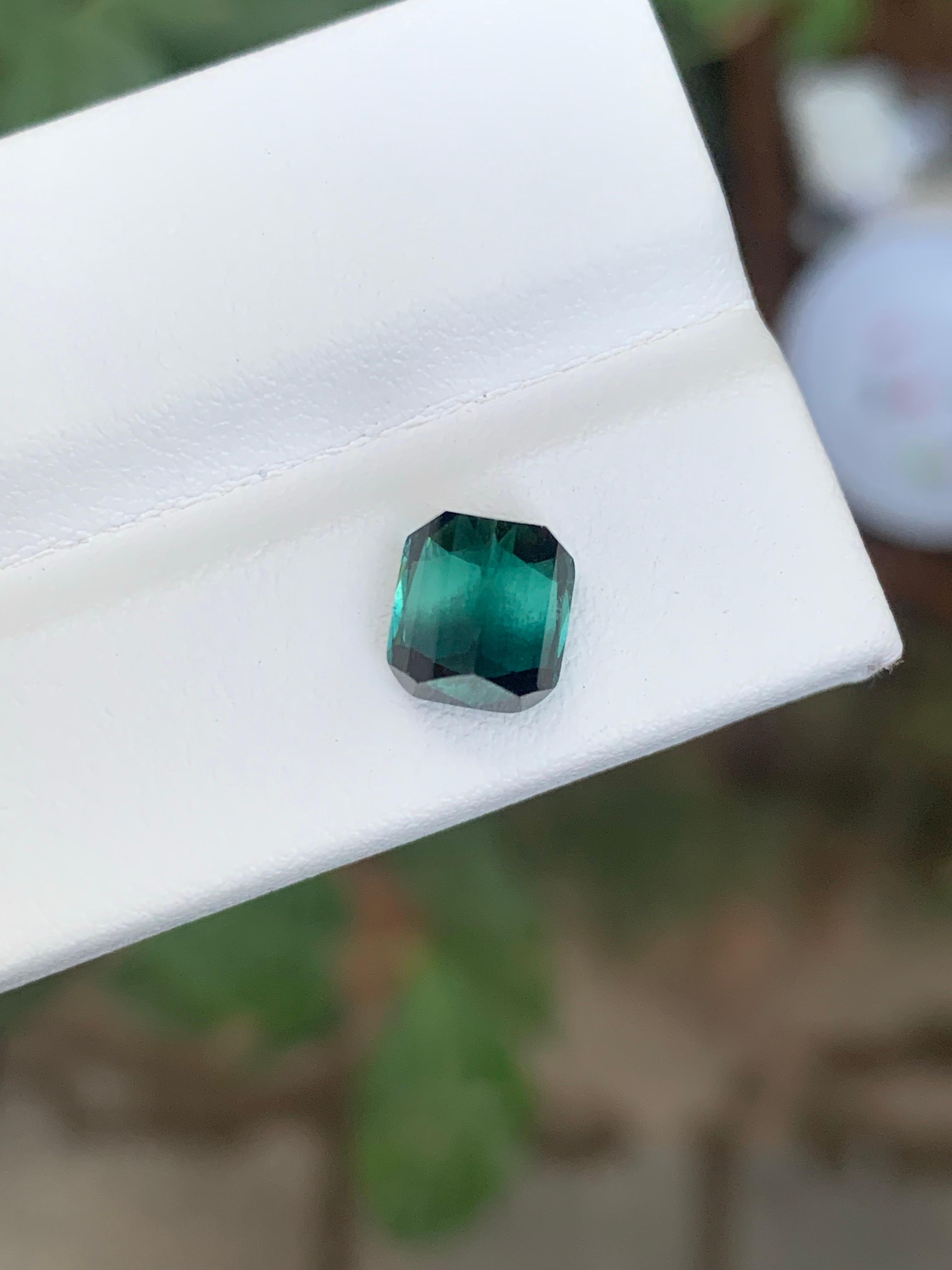 2.40 Karat natürlicher loser zweifarbiger Turmalin in Kissenform Edelstein im Angebot 3