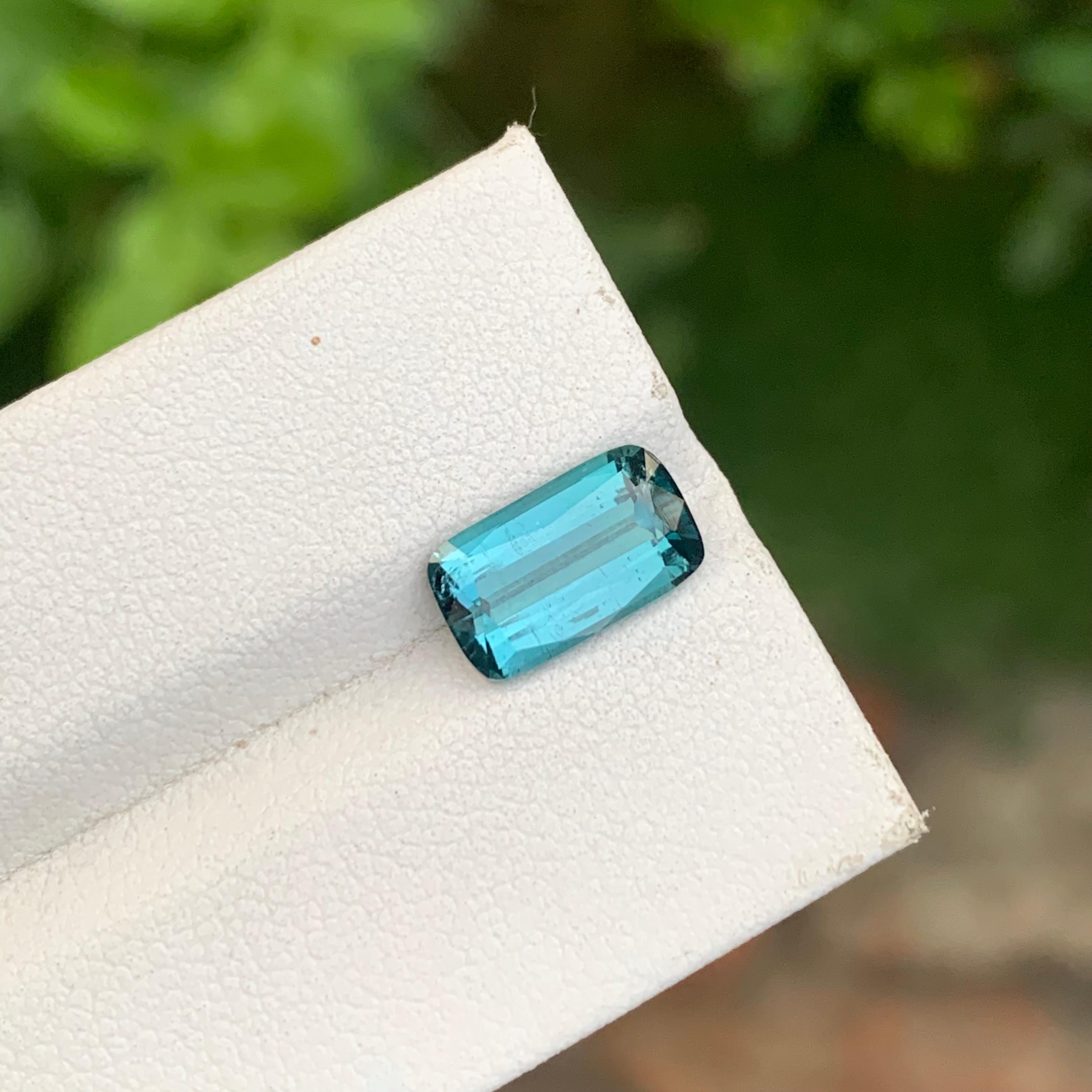 2.40 Carat Natural Loose Blue Seafoam Tourmaline Long Cushion Shape Gemstone (pierre précieuse en forme de coussin) Neuf - En vente à Peshawar, PK