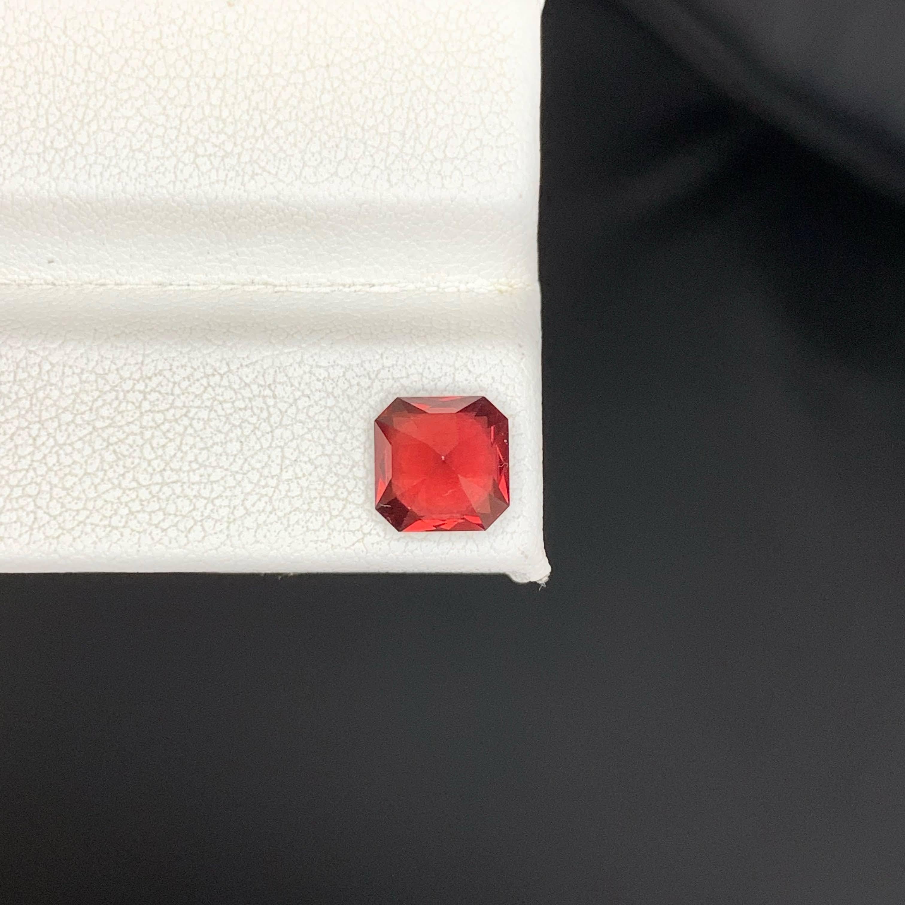 2,40 Karat Natürlicher loser leuchtend roter Granat Stein Asscher Schliff Tansanischer Edelstein für Damen oder Herren im Angebot