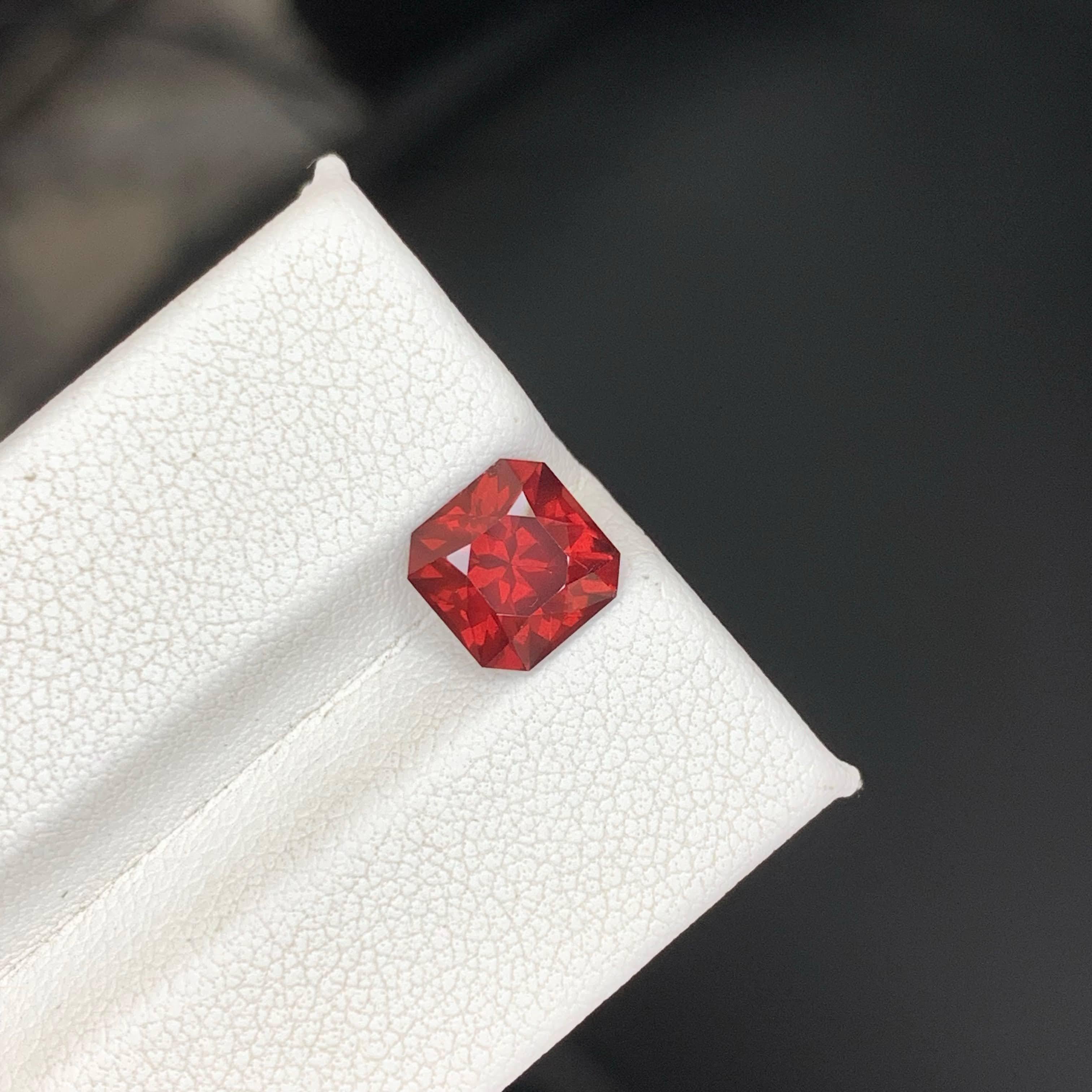 2,40 Karat Natürlicher loser leuchtend roter Granat Stein Asscher Schliff Tansanischer Edelstein im Angebot 3