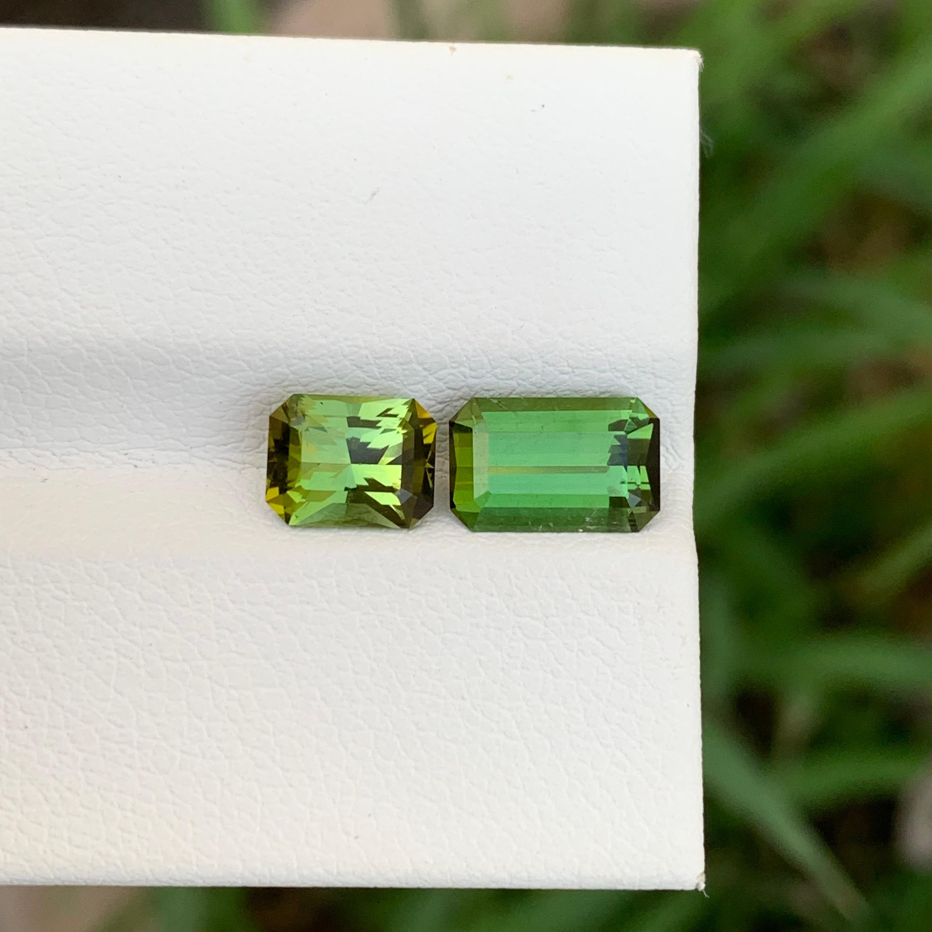 2.40 Carat Natural Loose Dual Tourmaline For Jewellery Making For Sale 3