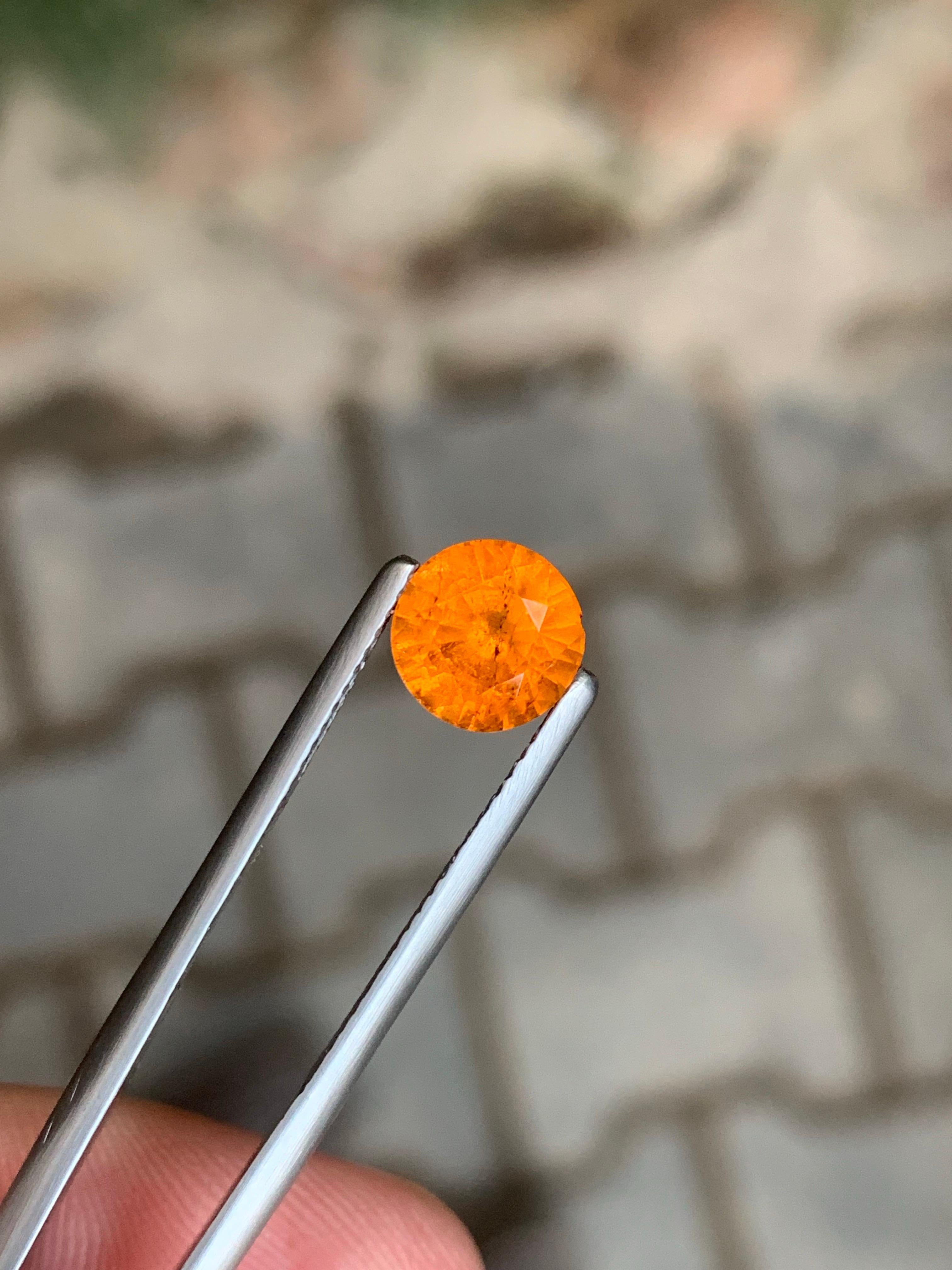 2.40 Carat Natural Loose Fanta Spessartite Garnet Gemstone en venta 4