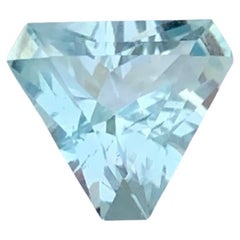 2.40 Carat Natural Loose Light Blue Aquamarine Trilliant Cut Pakistani Gemstone