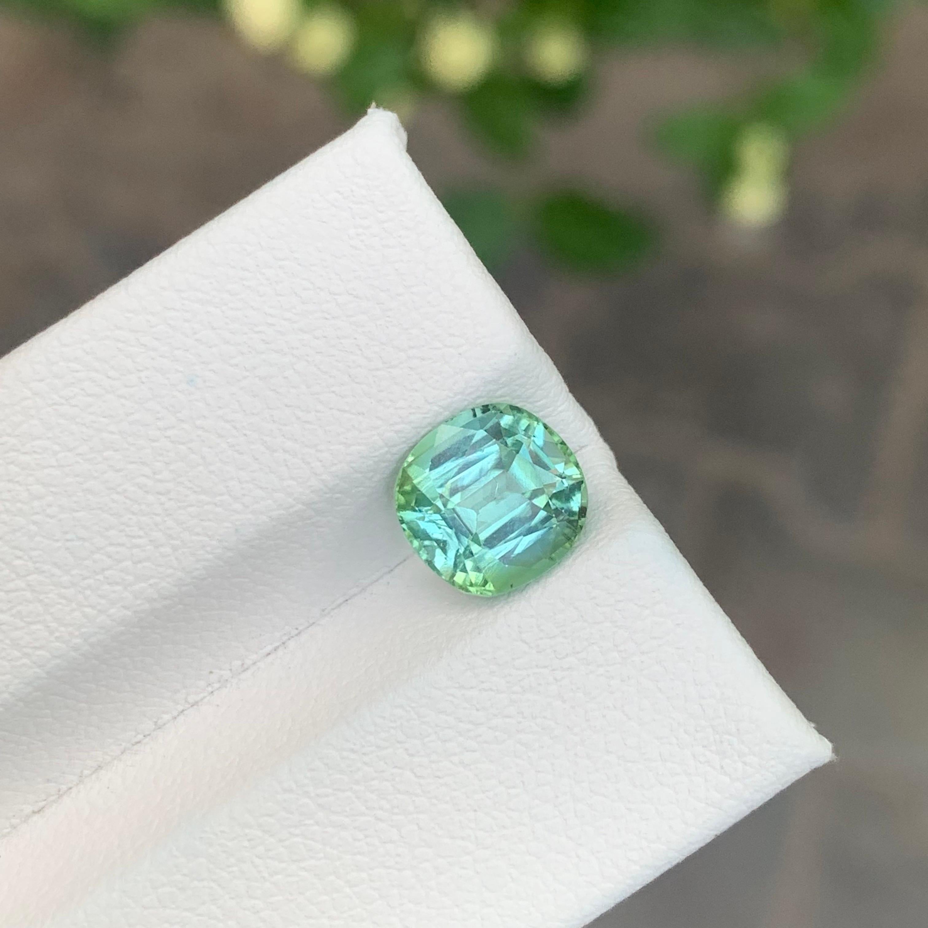 2.40 Carat Natural Loose Mint Tourmaline Cushion Shape Gemstone (pierre précieuse en forme de coussin) Neuf - En vente à Peshawar, PK