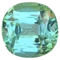 2.40 Carat Natural Loose Mint Tourmaline Cushion Shape Gemstone (pierre précieuse en forme de coussin)