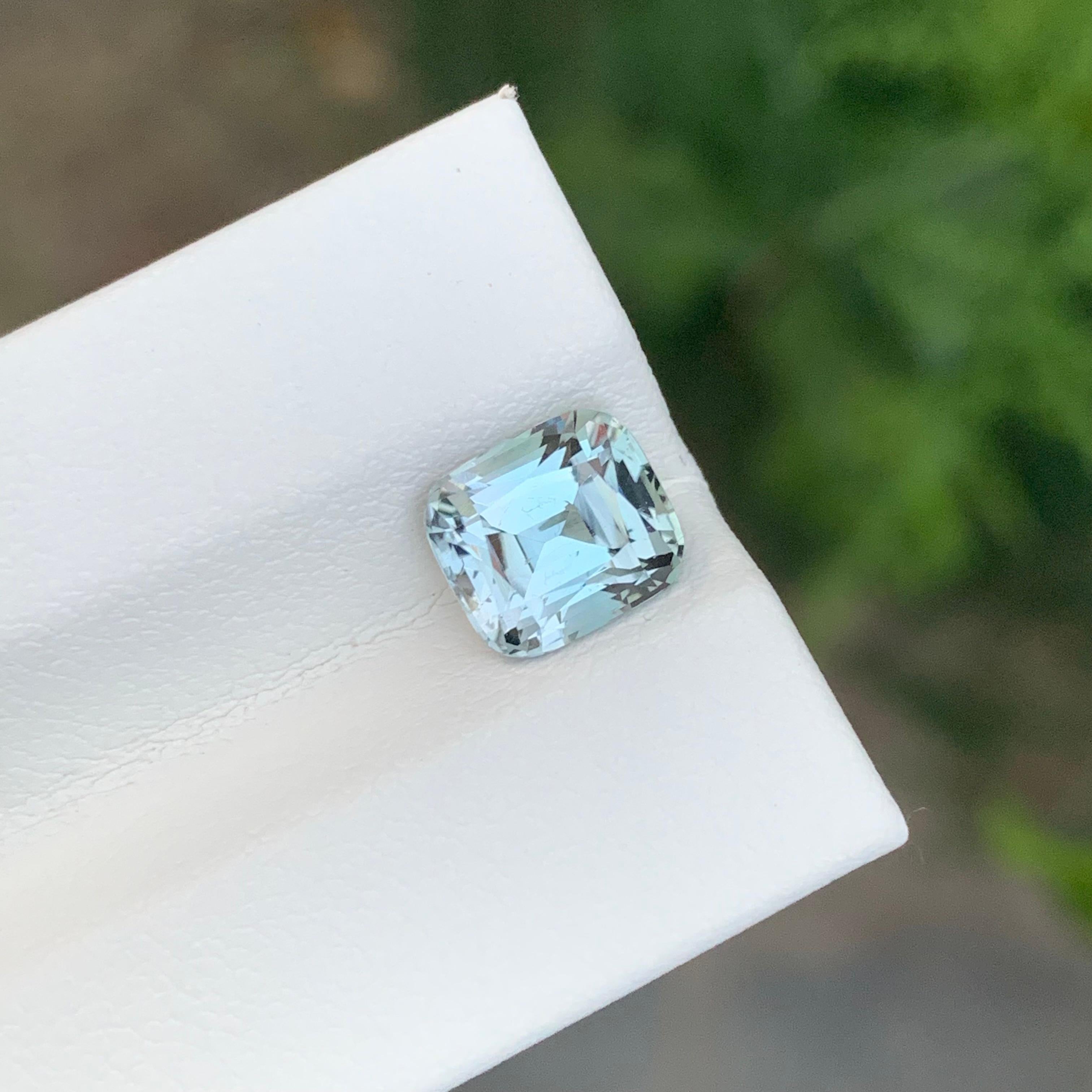 Arts and Crafts 2.40 Carat Natural Loose Teal Tourmaline Cushion Shape Gem en vente