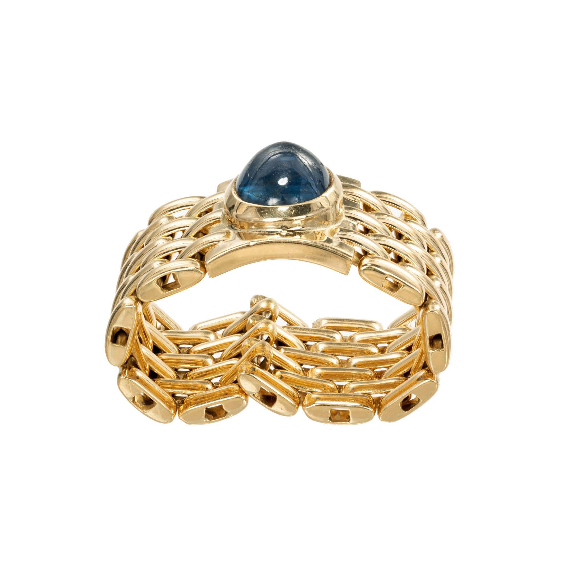 Women's 2.40 Carat Oval Cabochon Sapphire Yellow Gold Mesh Ring