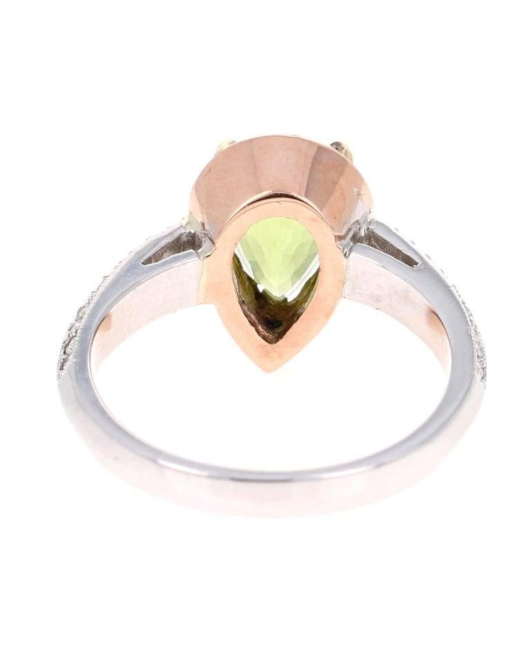 Contemporary 2.40 Carat Peridot Diamond 18 Karat White Gold Engagement Ring For Sale