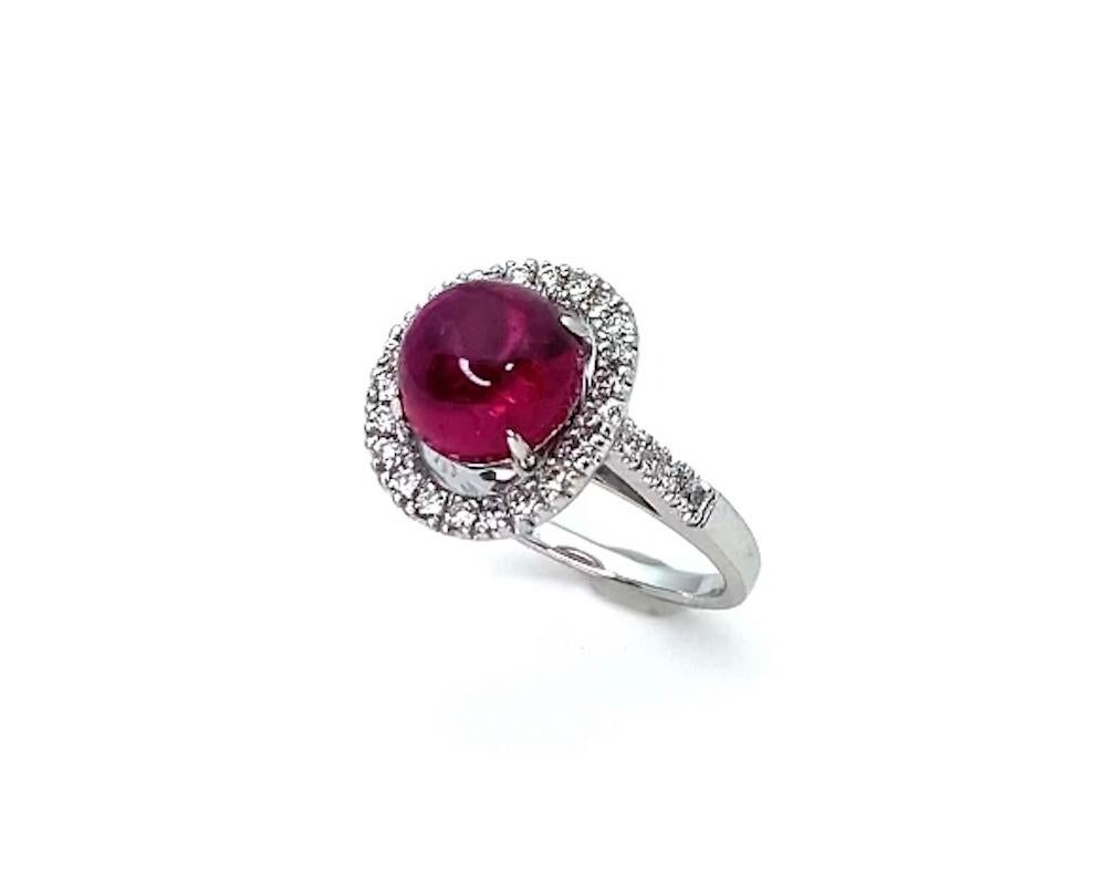 3.55 Carat Pink Tourmaline Cabochon, Diamond Halo & 18k White Gold Cocktail Ring In New Condition In Los Angeles, CA
