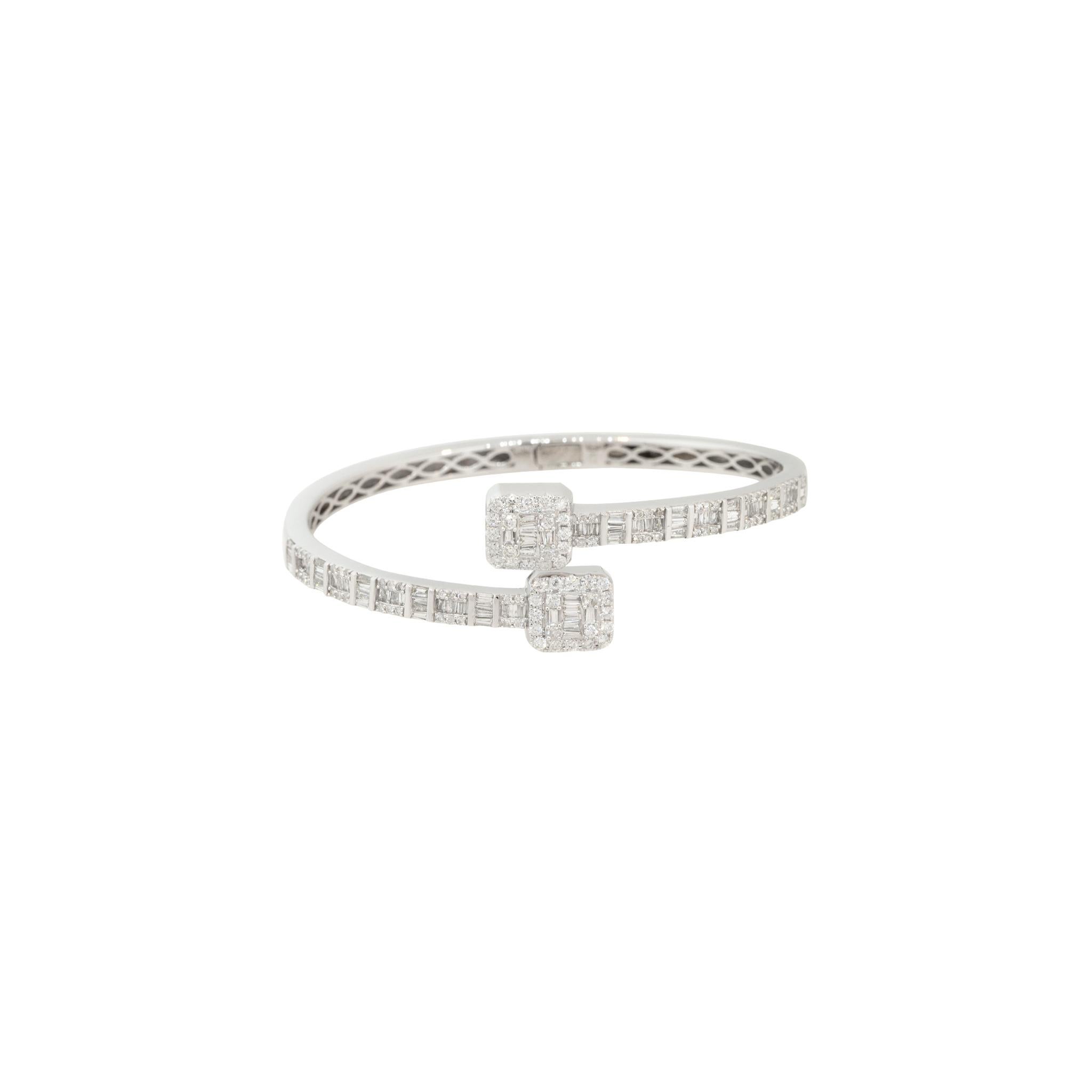 14k White Gold 2.40ctw Round and Baguette Shaped Diamond Cuff Bracelet

Raymond Lee Jewelers in Boca Raton -- South Florida’s destination for diamonds, fine jewelry, antique jewelry, estate pieces, and vintage jewels.

Style: Women's Diamond