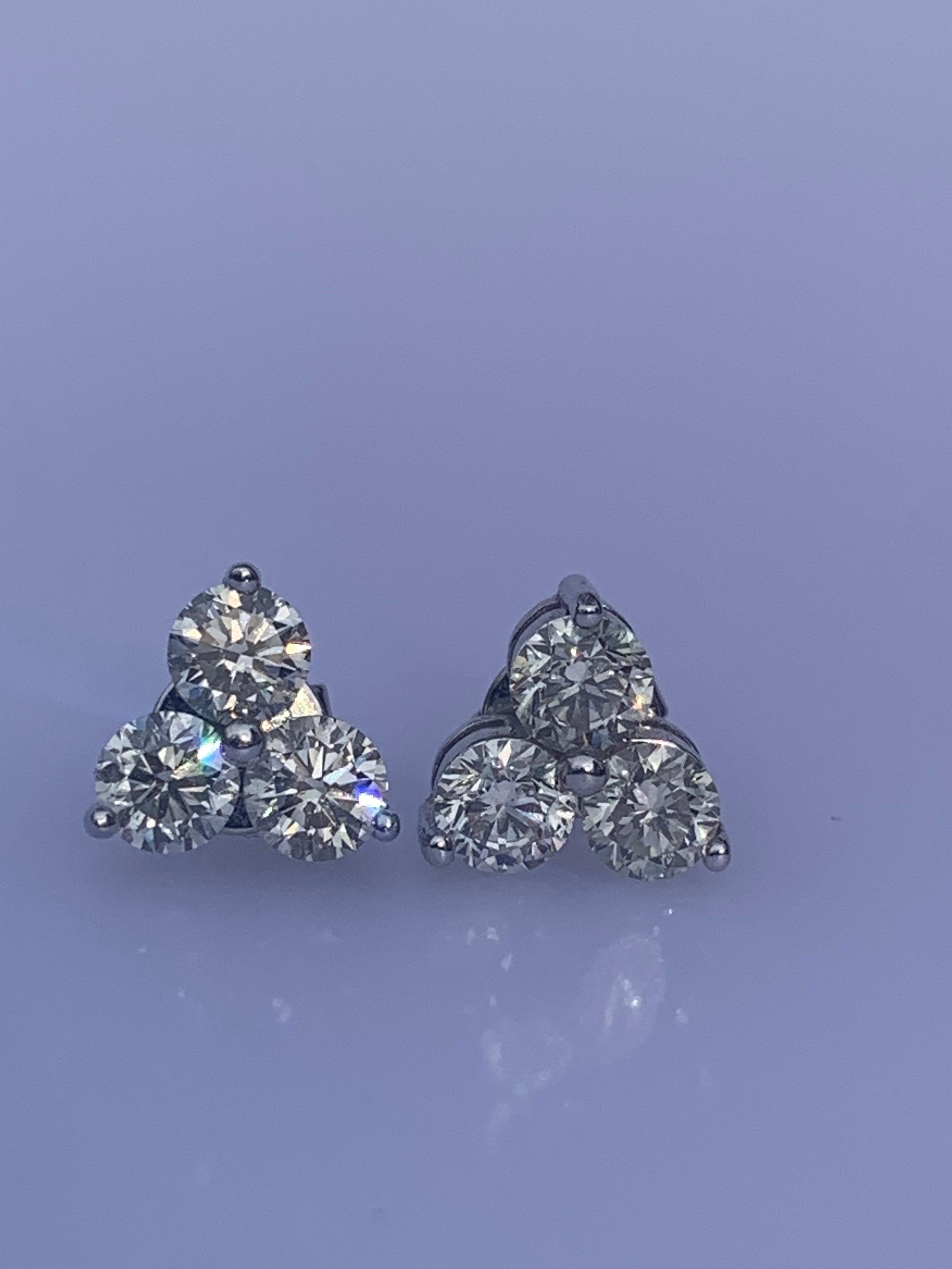 2.40 carat white diamond Ear studs 3