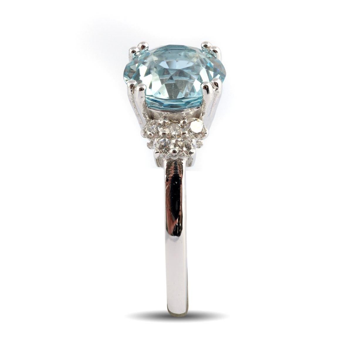Mixed Cut 2.40 carats Natural Aquamarine Diamonds set in 14K White Gold Ring  For Sale
