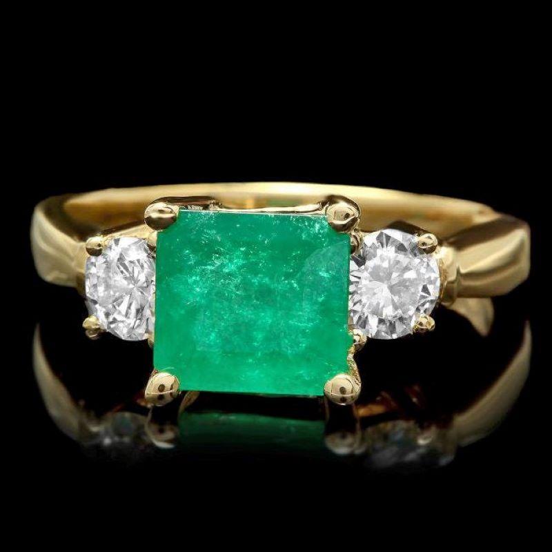 Mixed Cut 2.40 Carats Natural Emerald and Diamond 14K Solid Yellow Gold Ring For Sale