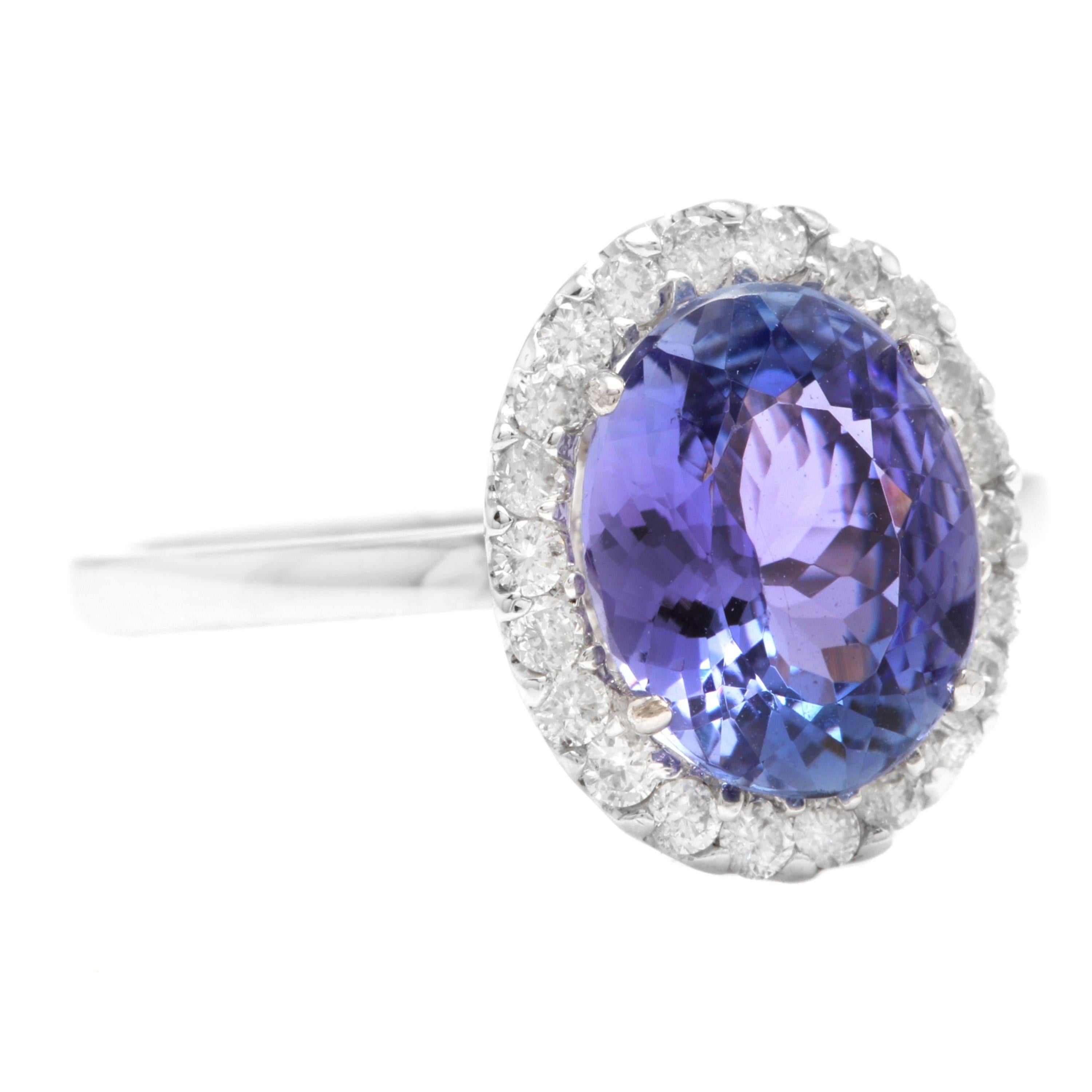 2,40 Karat natürliche sehr schön aussehende Tansanit und Diamant 14K Solid White Gold Ring

Total Natural Oval Cut Tanzanite Gewicht ist: Ungefähr.  2.00 Karat

Tansanit Maße: Ca. 9.00 x 7.00mm
 
Natürliche runde Diamanten Gewicht: Ca. 0,40 Karat