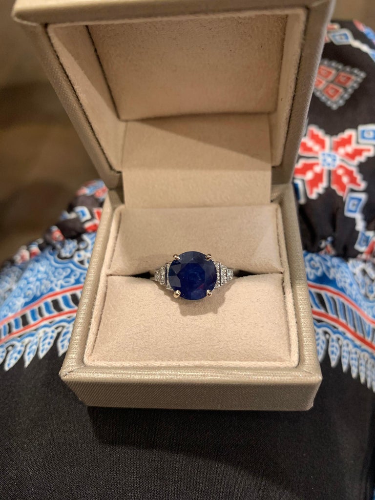 2,40 Carats Sapphire Diamonds 18 Carats White Gold Ring For Sale at 1stDibs
