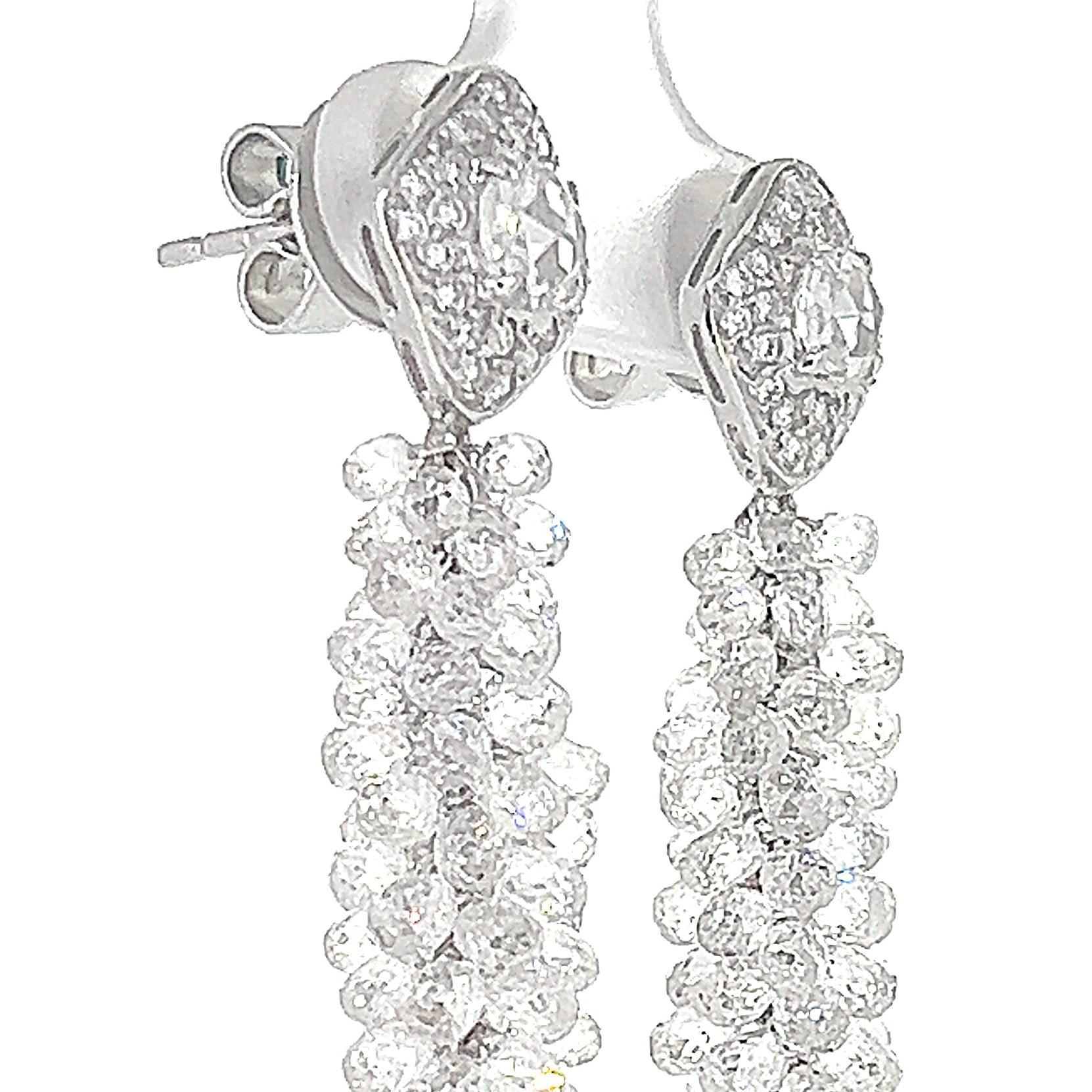 Boucles d'oreilles pendantes d'inspiration 1920 en or blanc 18 carats et diamants 24,00 carats Neuf - En vente à Wan Chai District, HK