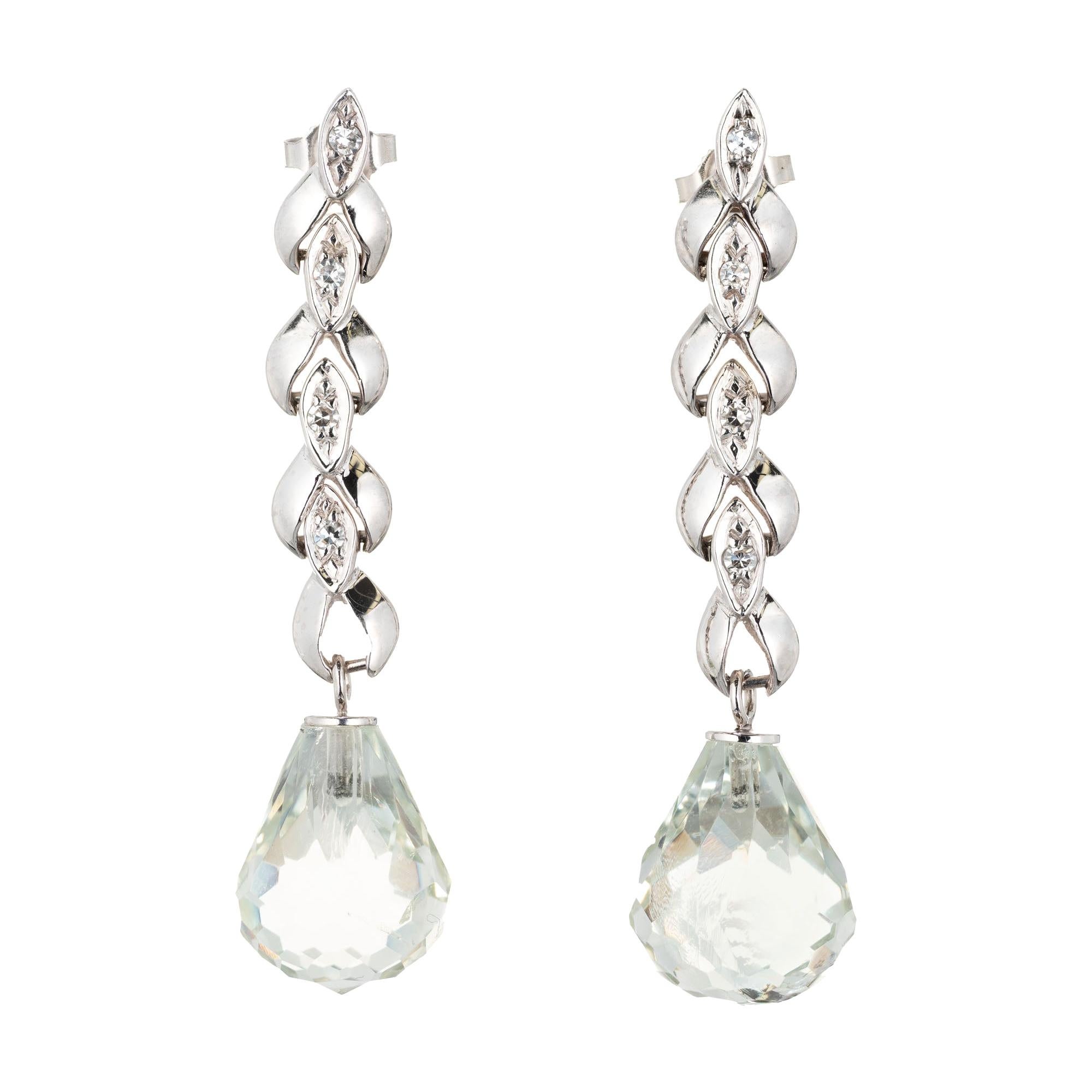 Pendants d'oreilles en goutte en or avec diamants et quartz briolette vert de 24,00 carats en vente
