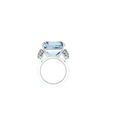 24.02 carats Aquamarine Setting in Platinum 950, side diamonds 0.36 carats