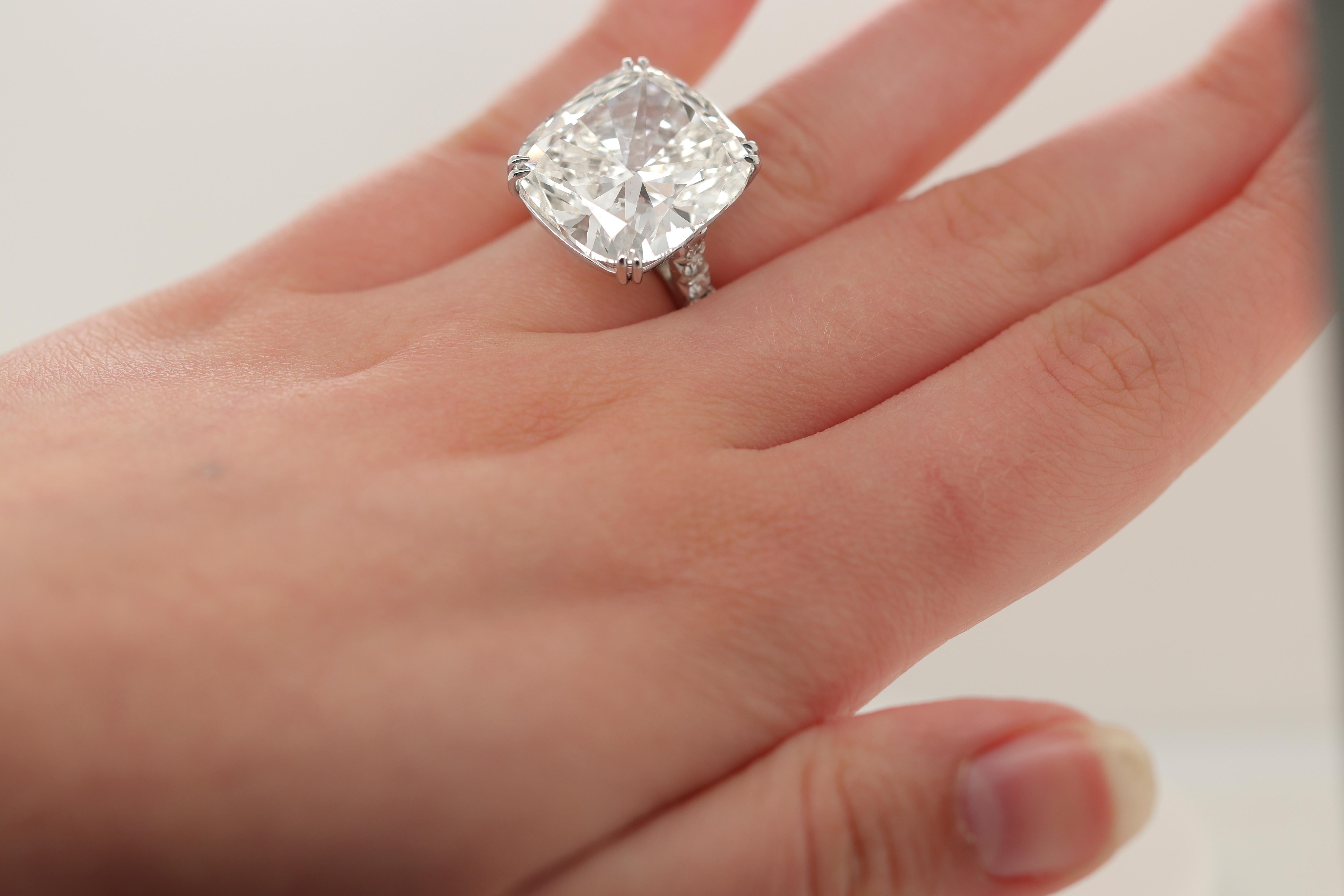 24.03 Carat Cushion Cut Diamond Engagement Ring In New Condition For Sale In New York, NY