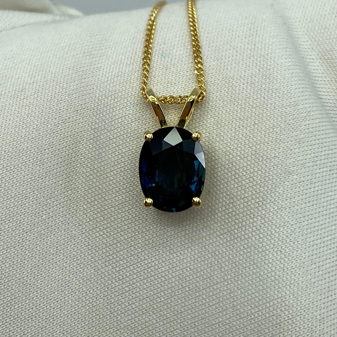 2.40ct Natural Deep Green Blue Australian Sapphire 18k Yellow Gold Pendant In New Condition In Birmingham, GB