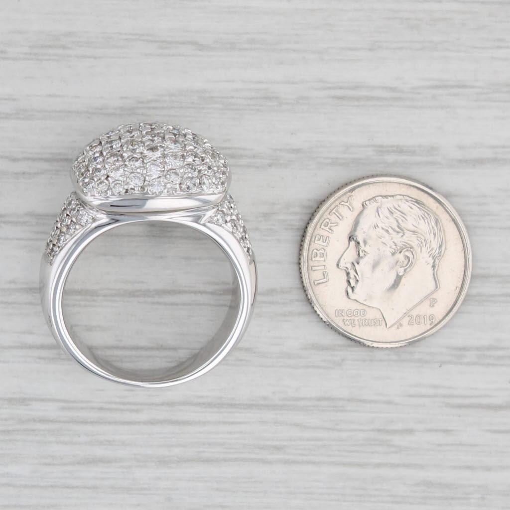 2.40ctw Diamond Cluster Ring 18k White Gold Size 6.75-7 Cocktail en vente 2