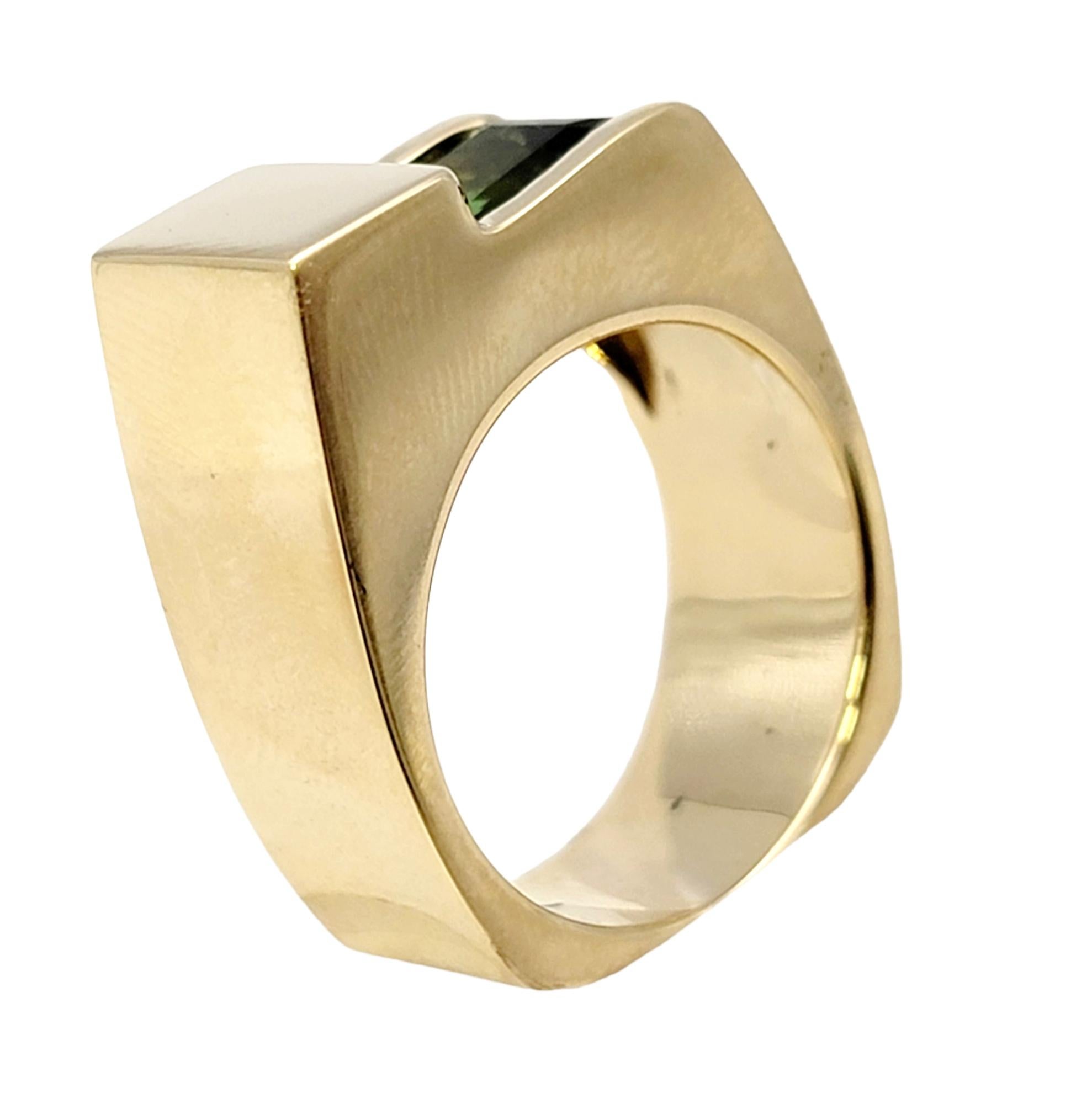 Bague solitaire en or jaune 14 carats avec tourmaline taille émeraude de 2,41 carats, sur mesure en vente 4