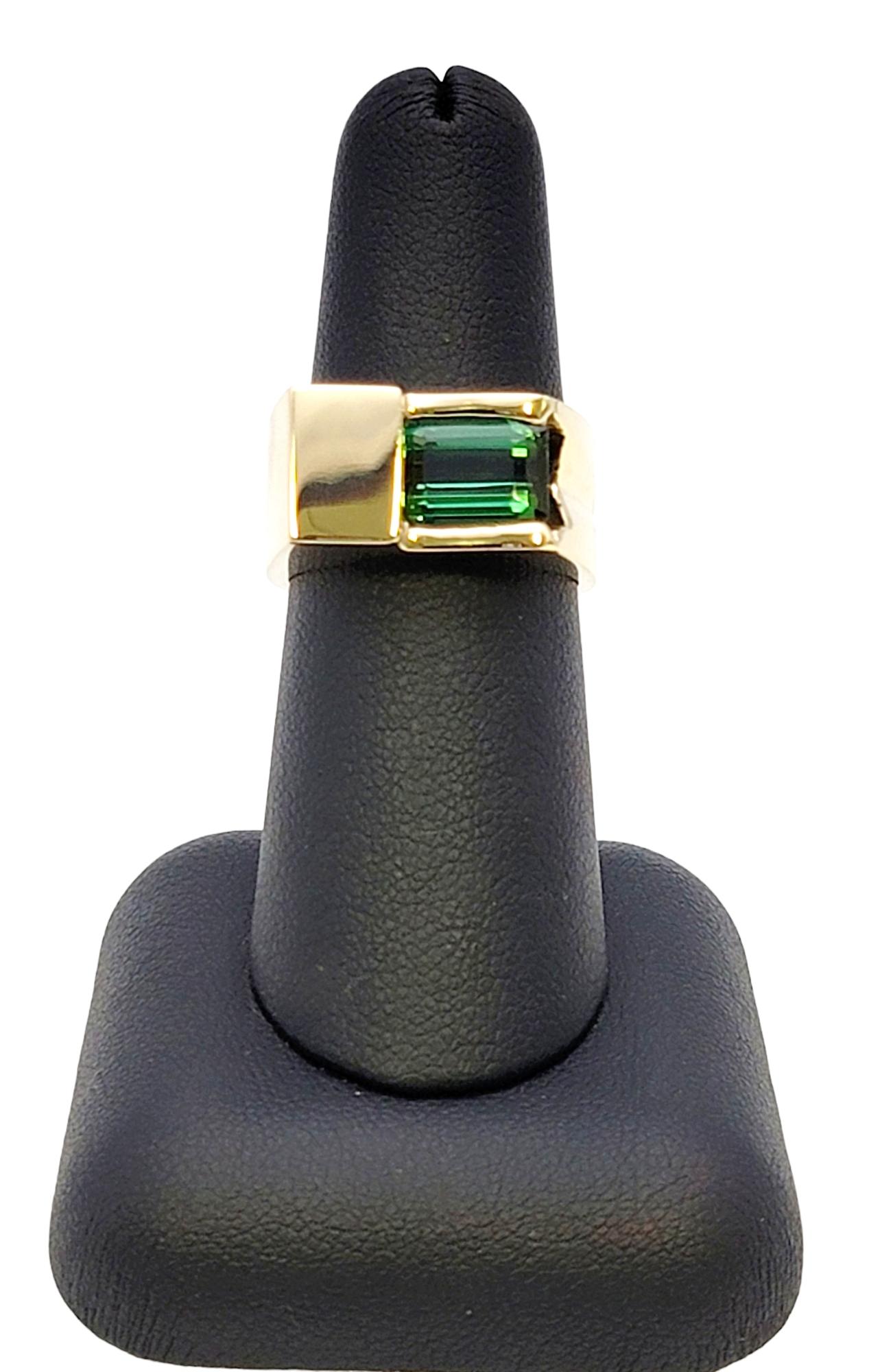Bague solitaire en or jaune 14 carats avec tourmaline taille émeraude de 2,41 carats, sur mesure en vente 10