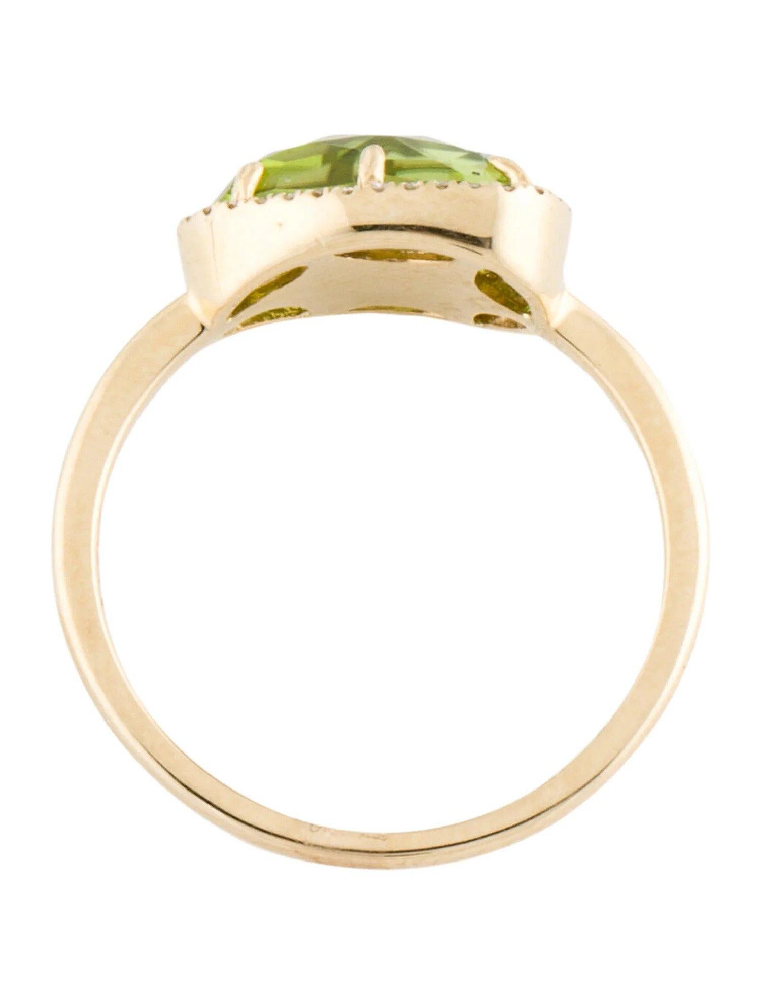 2.41 Carat Peridot & Diamond Yellow Gold Ring For Sale 1