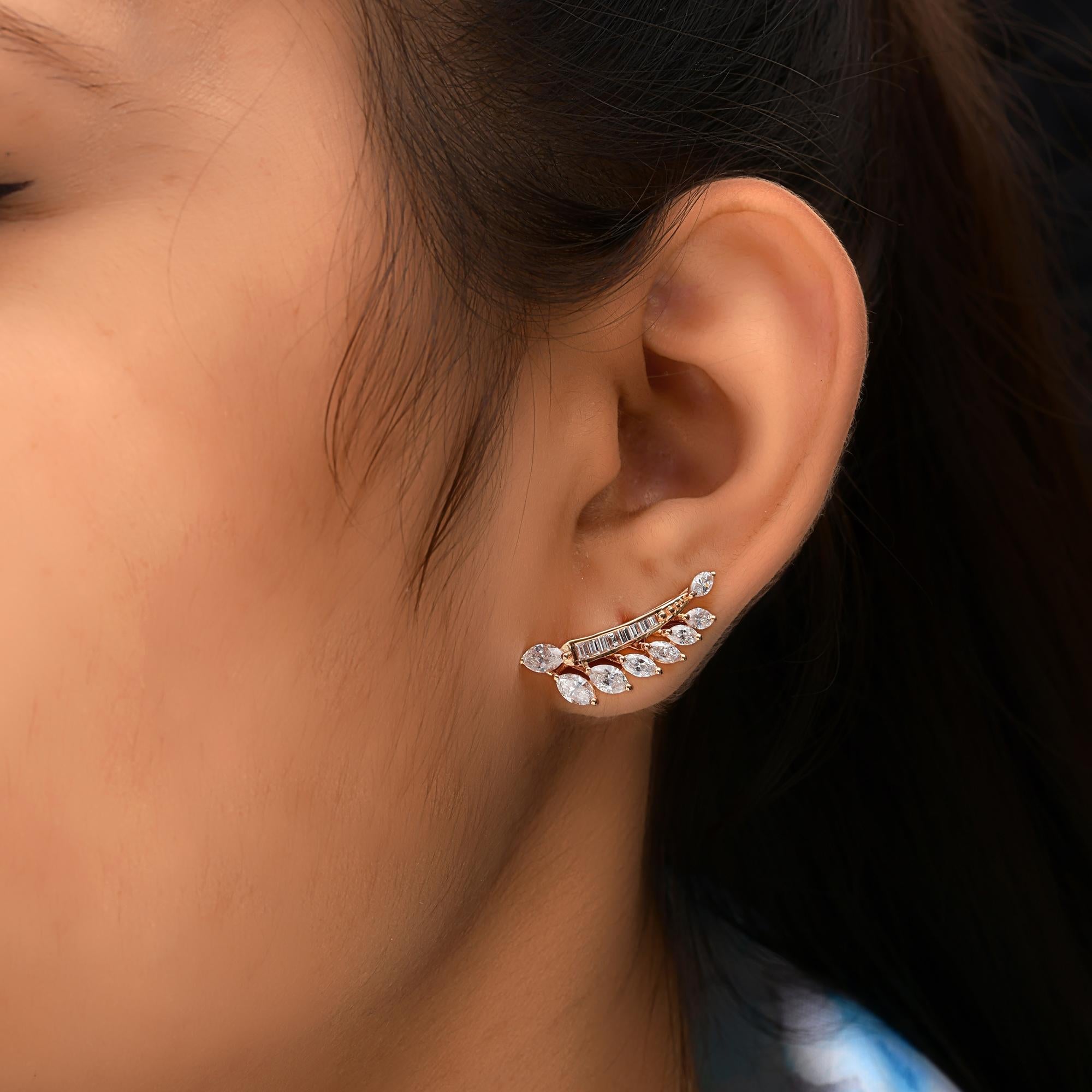 2.41 Carat SI/H Marquise Baguette Brilliant Diamond Earrings 18 Karat Rose Gold In New Condition For Sale In Diera, Dubai