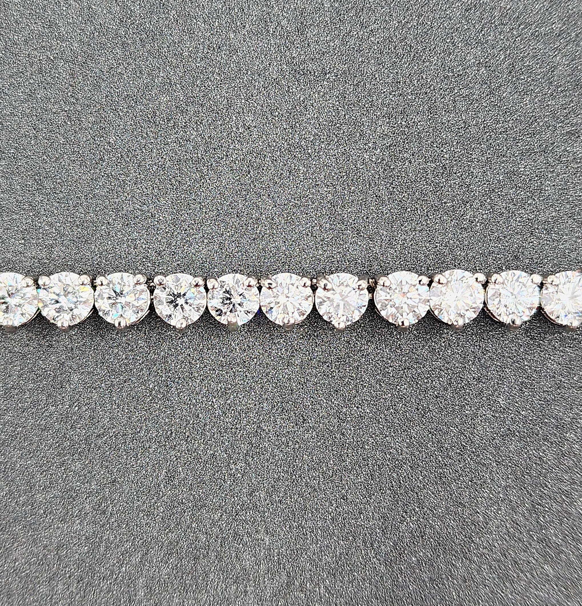Collana Tennis con diamanti da 24.10 ct In condizioni Nuovo in vendita a Chicago, IL