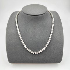 Collier tennis avec diamants de 24.10 carats