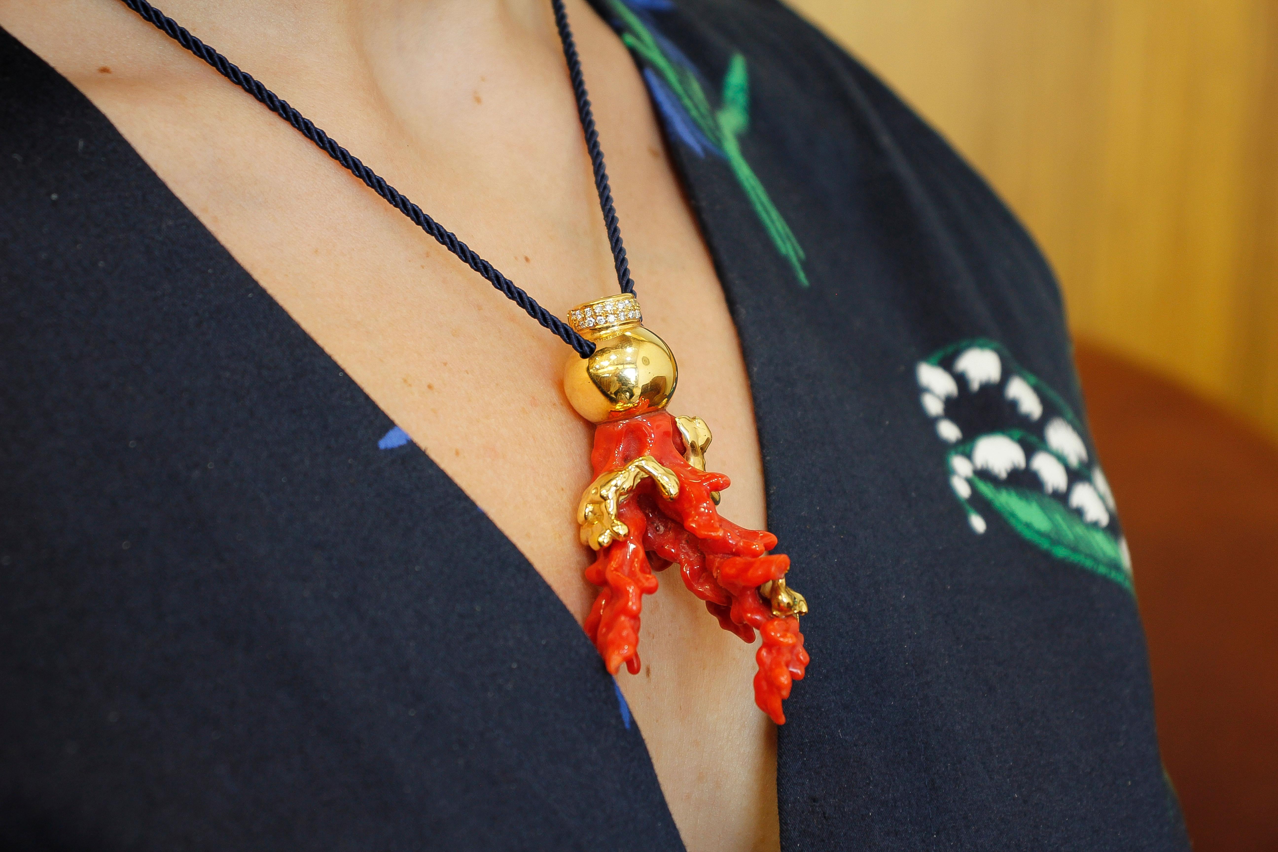 Women's 24.10 g Red Coral Branch, Diamonds, 18 Karat Yellow Gold Pendant Necklace