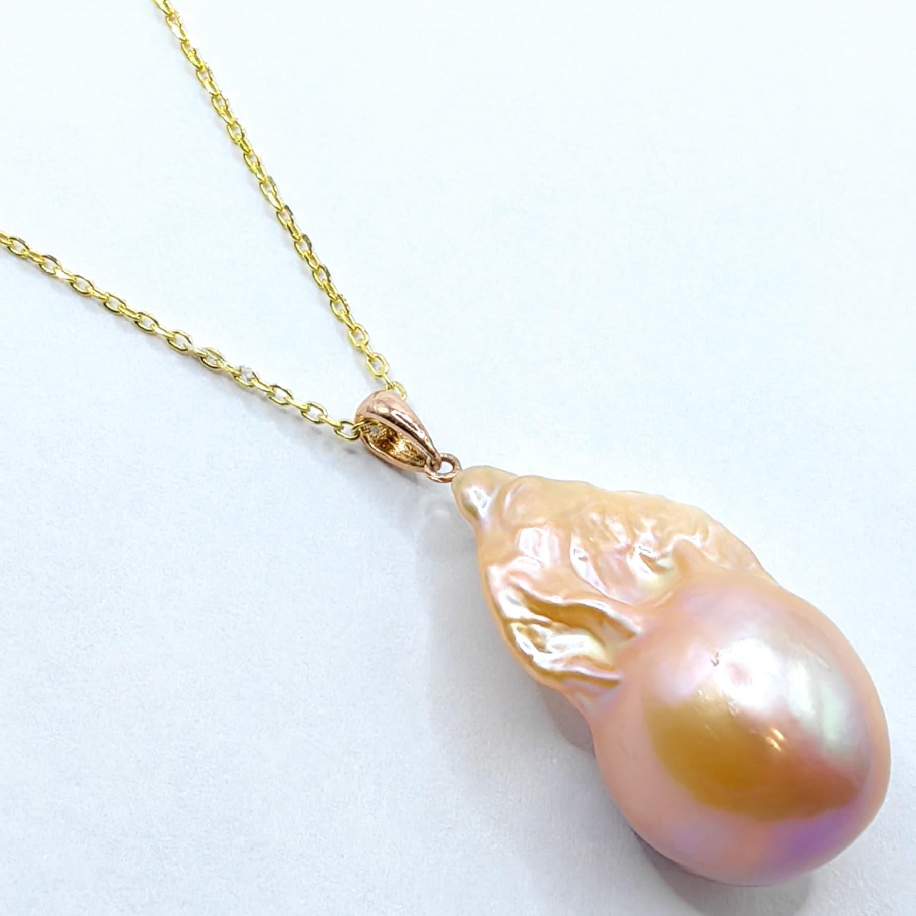 Women's 24.18ct Unicorn Hue Pink Baroque Pearl Necklace Pendant in 18K Yellow Gold For Sale