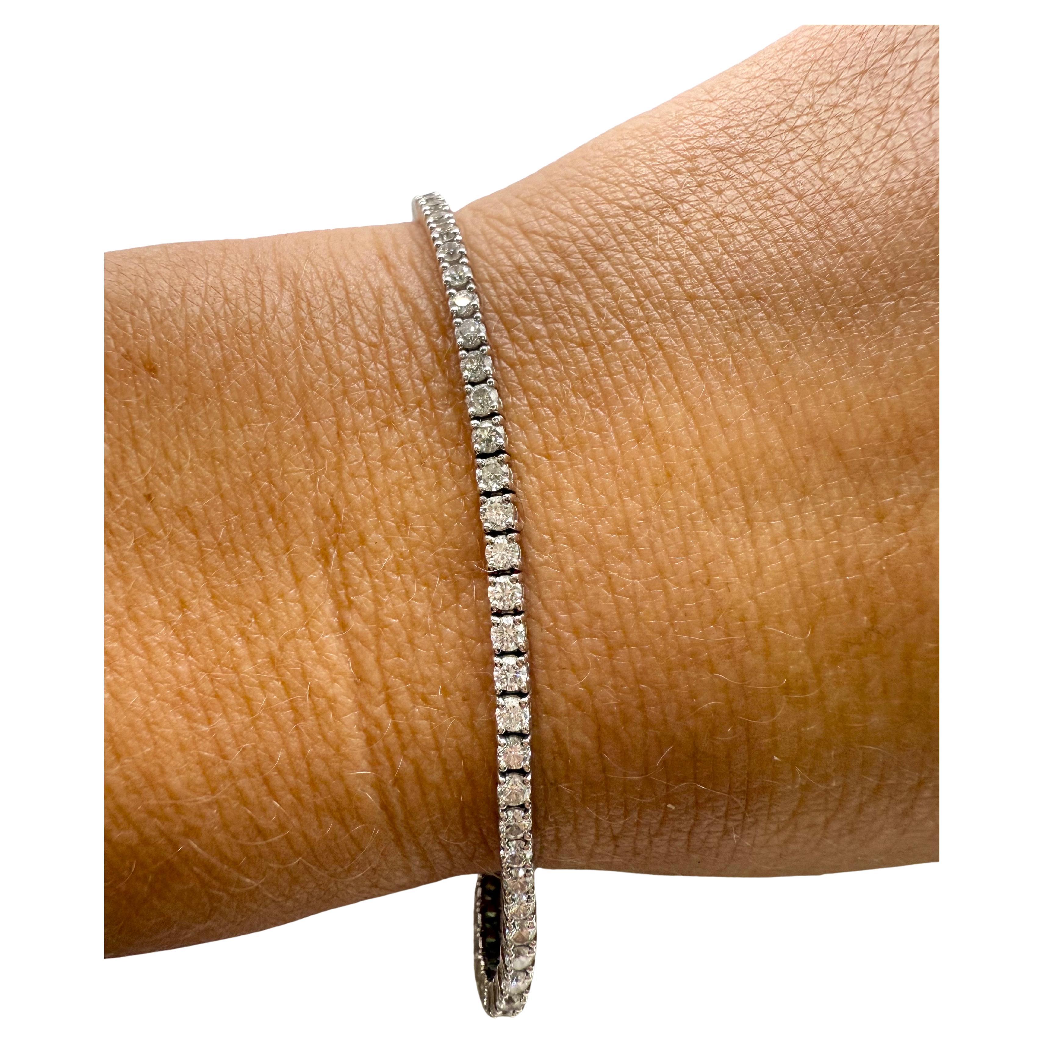 2,41ct Bracciale da tennis in oro 18KT, delicato e ben fatto in vendita