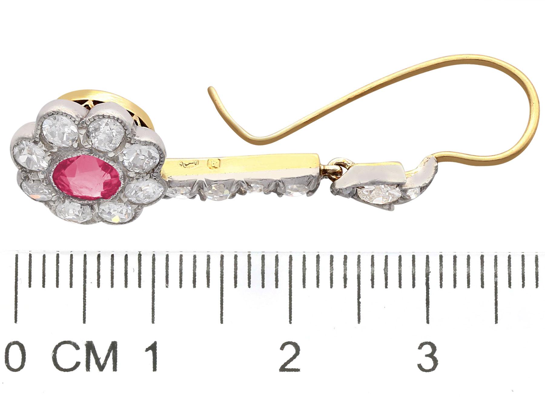 Tropfenförmige Ohrringe aus 2.42 Karat Diamant und 1,05 Karat rosa Saphir im Angebot 3