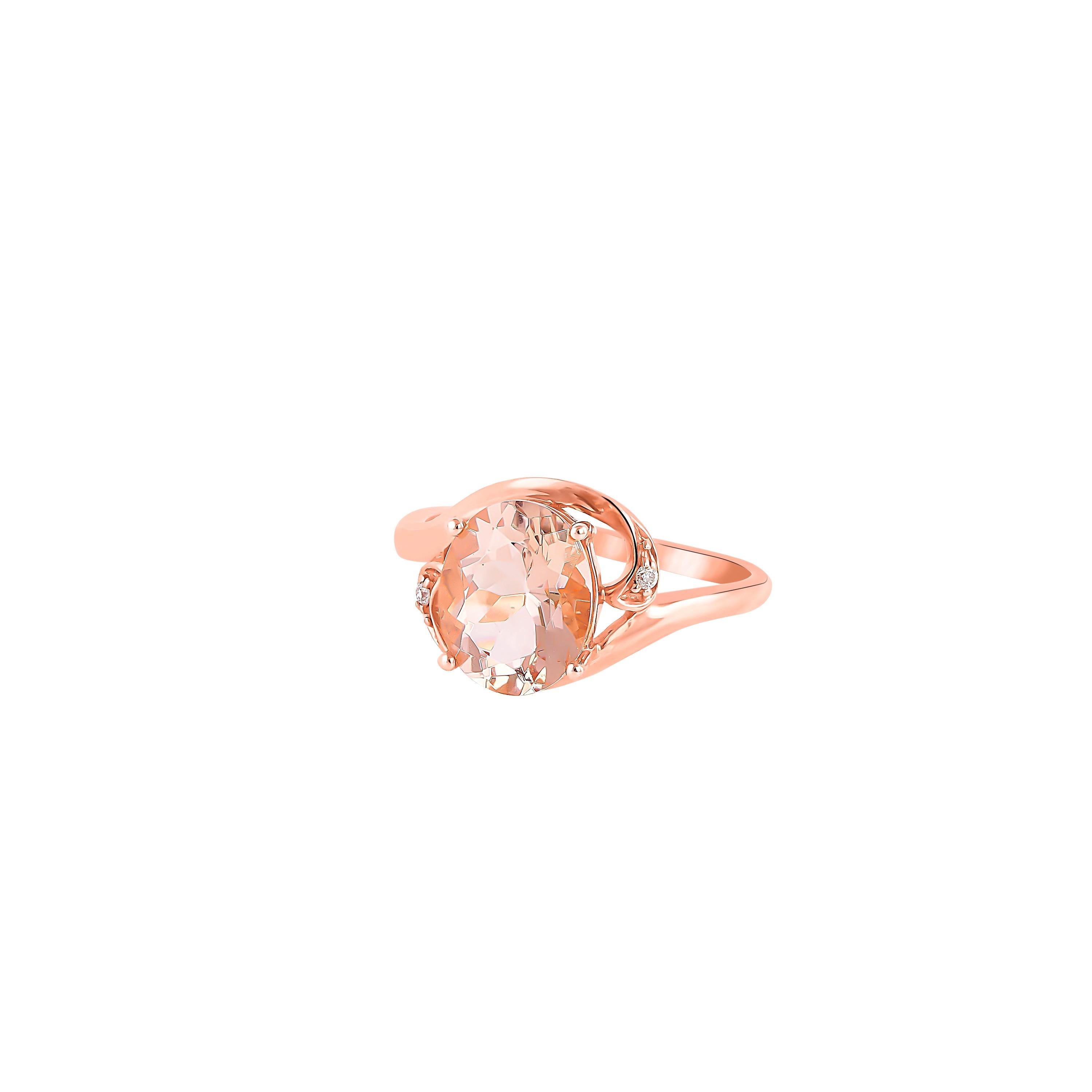 Oval Cut 2.42 Carat Morganite and Diamond Ring in 18 Karat Rose Gold For Sale