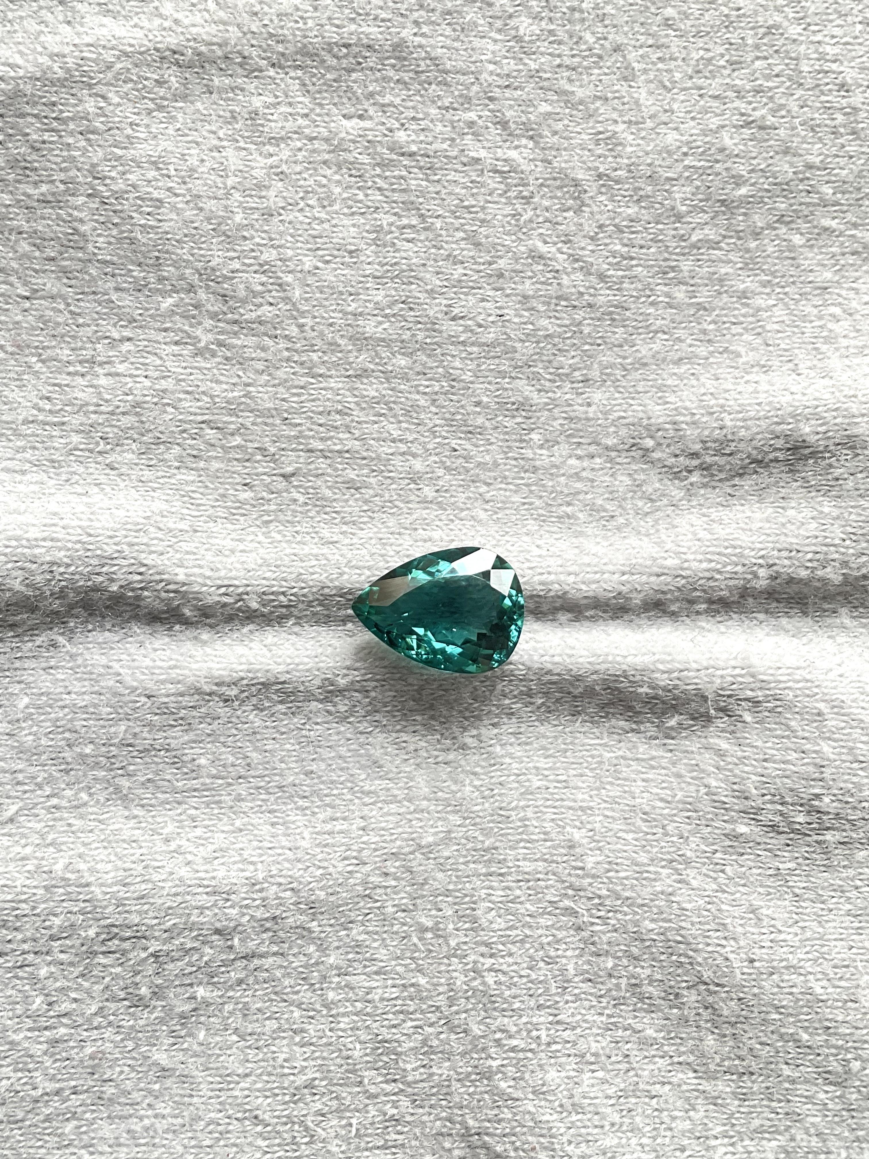 2,42 Karat grünlich blauer Turmalin Birne Facettenschliff Stein Natürlicher Edelstein im Zustand „Neu“ in Jaipur, RJ