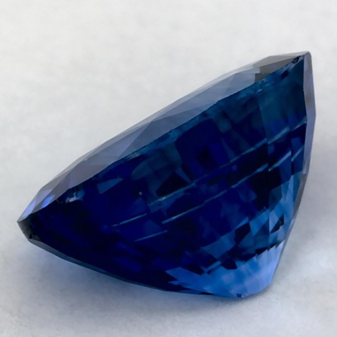 2.42 qt Zafiro Azul Oval Gema Suelta en venta 3