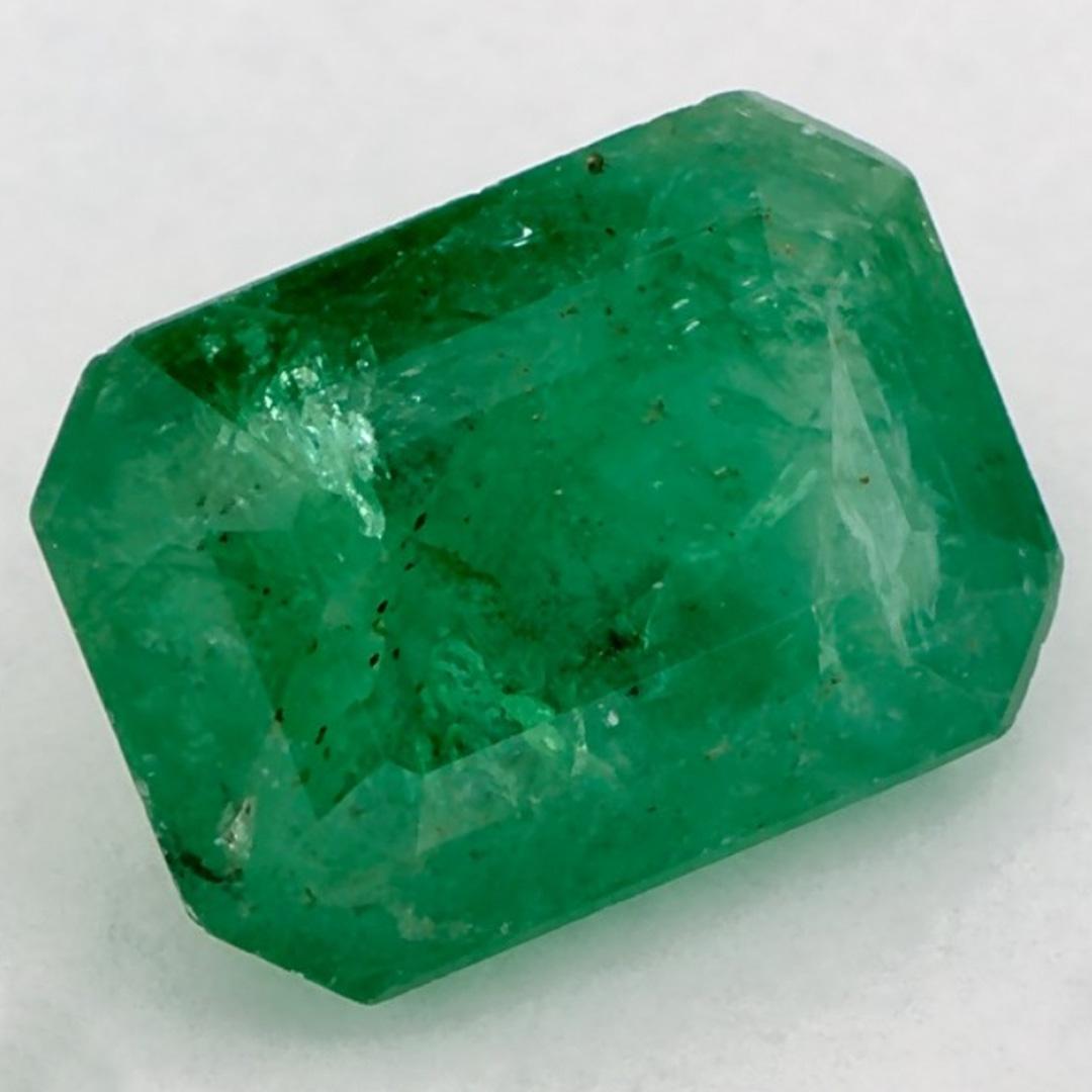 2.42 Ct Emerald Octagon Cut Loose Gemstone In New Condition For Sale In Fort Lee, NJ