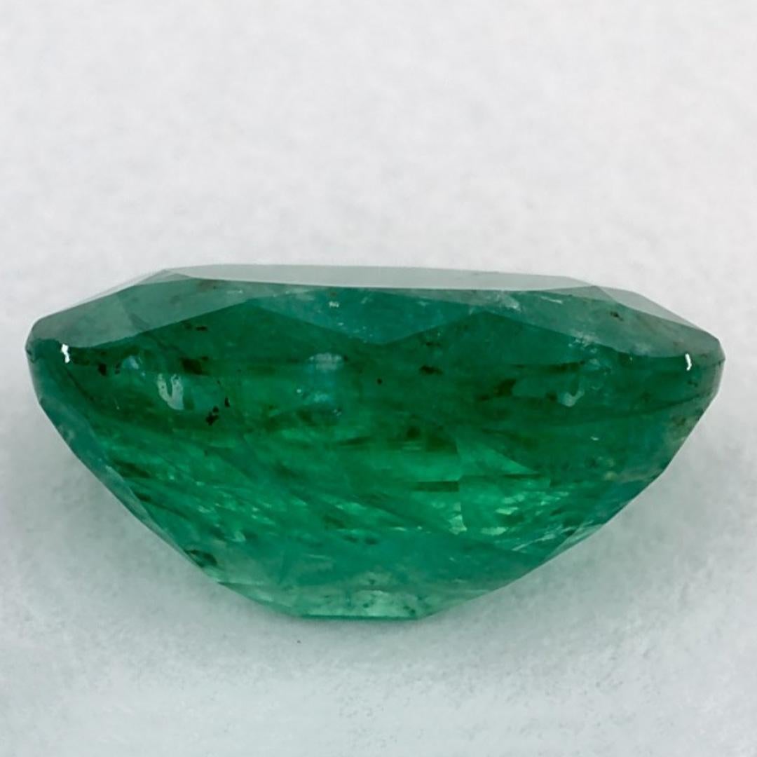 2.42 Ct Emerald Oval Loose Gemstone In New Condition For Sale In Fort Lee, NJ