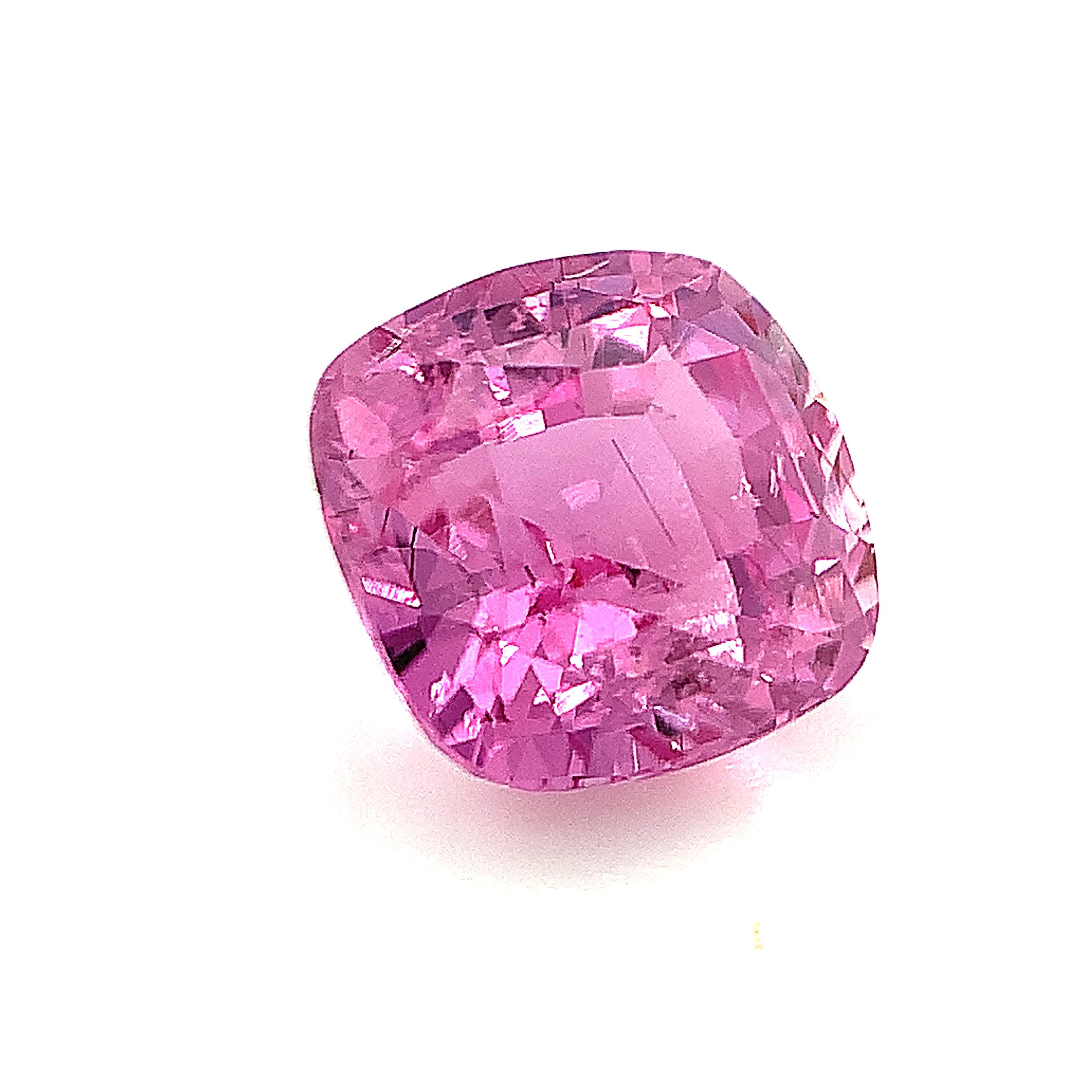 2.42 Carat Cushion Cut Pink Sapphire, Unset Loose Gemstone, GIA Certified In New Condition In Los Angeles, CA