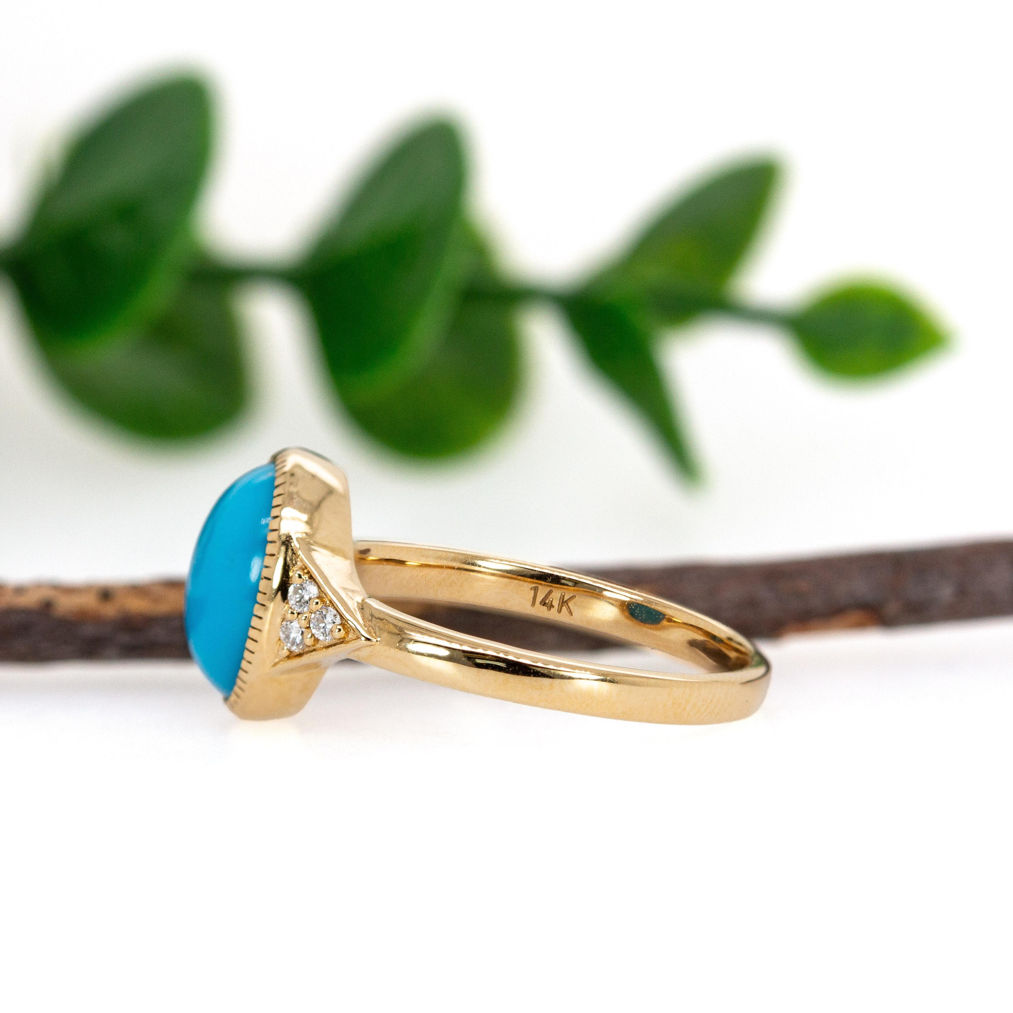 2.42.4cts 10x8mm Arizona Dornröschen-Türkis mit Diamant-Akzenten in 14K Gold Damen im Angebot