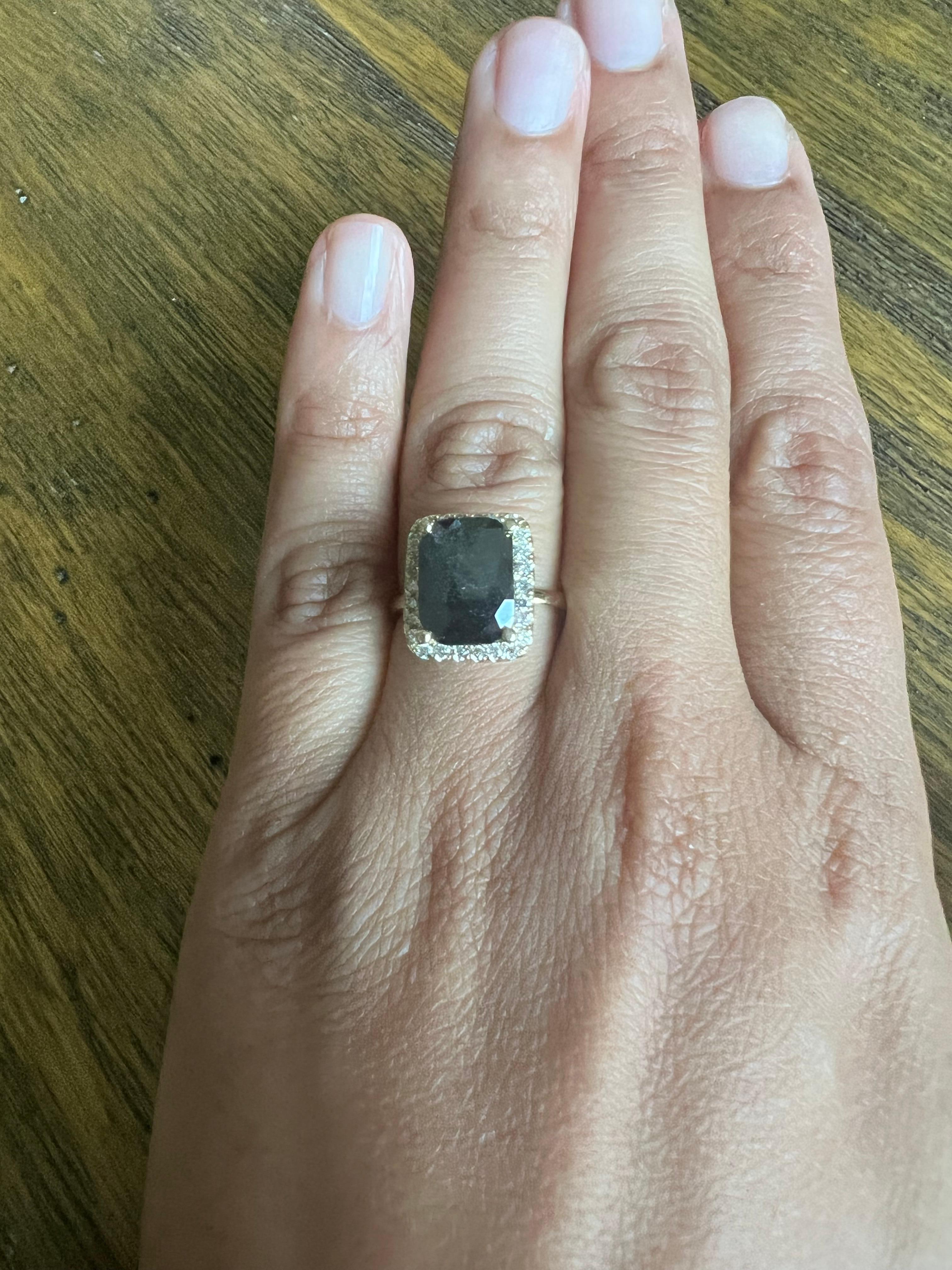 2.43 Carat Black Diamond White Diamond Yellow Gold Engagement Ring In New Condition For Sale In Los Angeles, CA