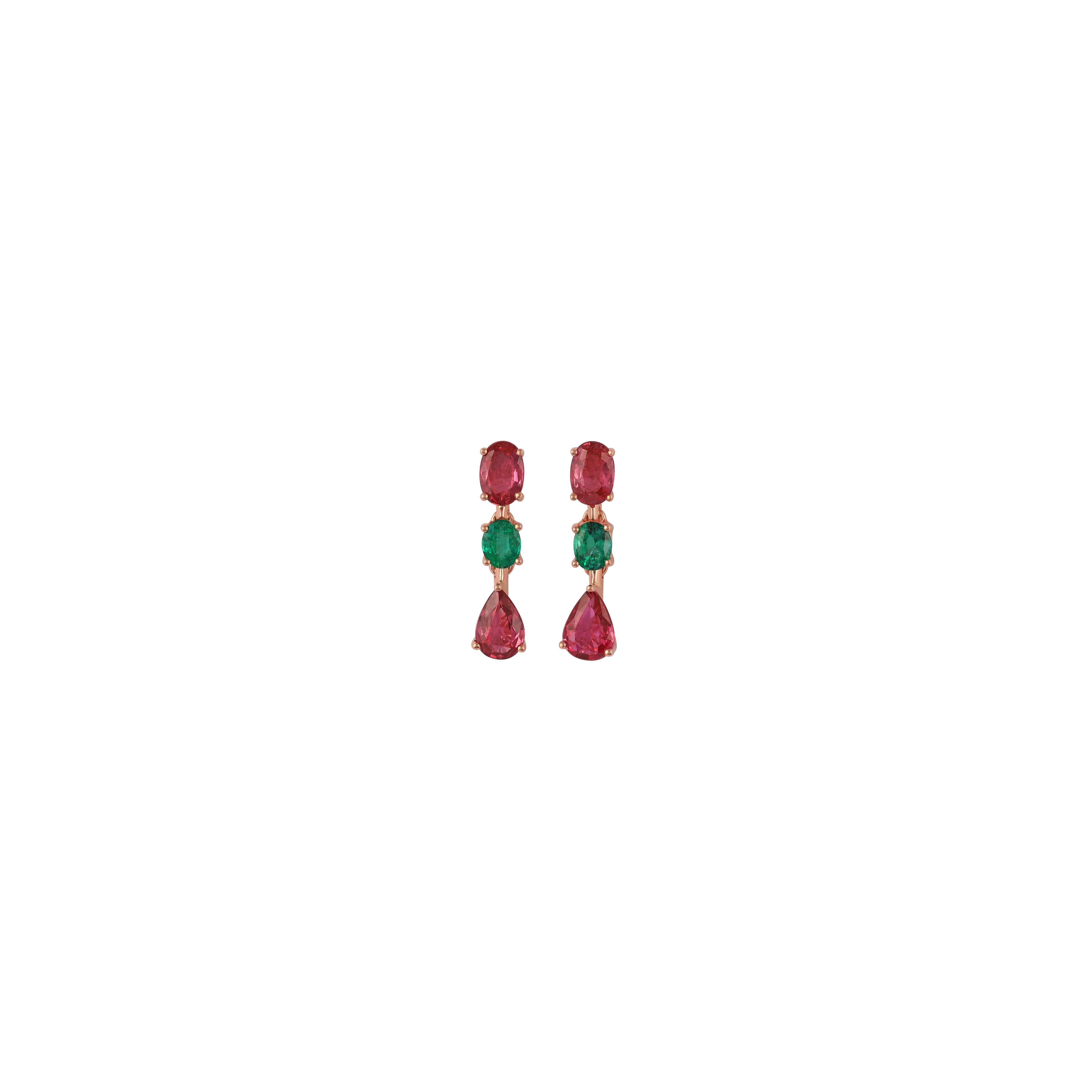 Magnificent Mozambique Ruby & Emerald Stud Earrings
 Mozambique Ruby approx. 2.43 CTS
Emerald  approx. 0.49 CTS
18 k gold mounting 2.68 GMS

Custom Services
Request Customization