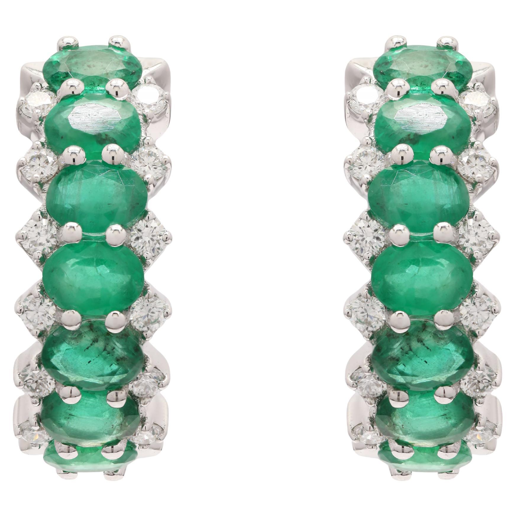 Beautiful solid gold and precious stones exquisitely crafted by hand. Designed with love, including handpicked luxury Gemstones for each designer hoop earrings.

PRODUCT DETAILS :-

> Material - 18K solid White gold
> Gemstone - Emerald 
> Gemstone